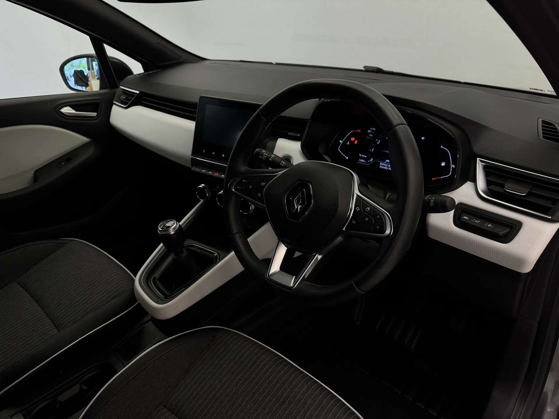 2023 RENAULT CLIO 2023 RENAULT CLIO