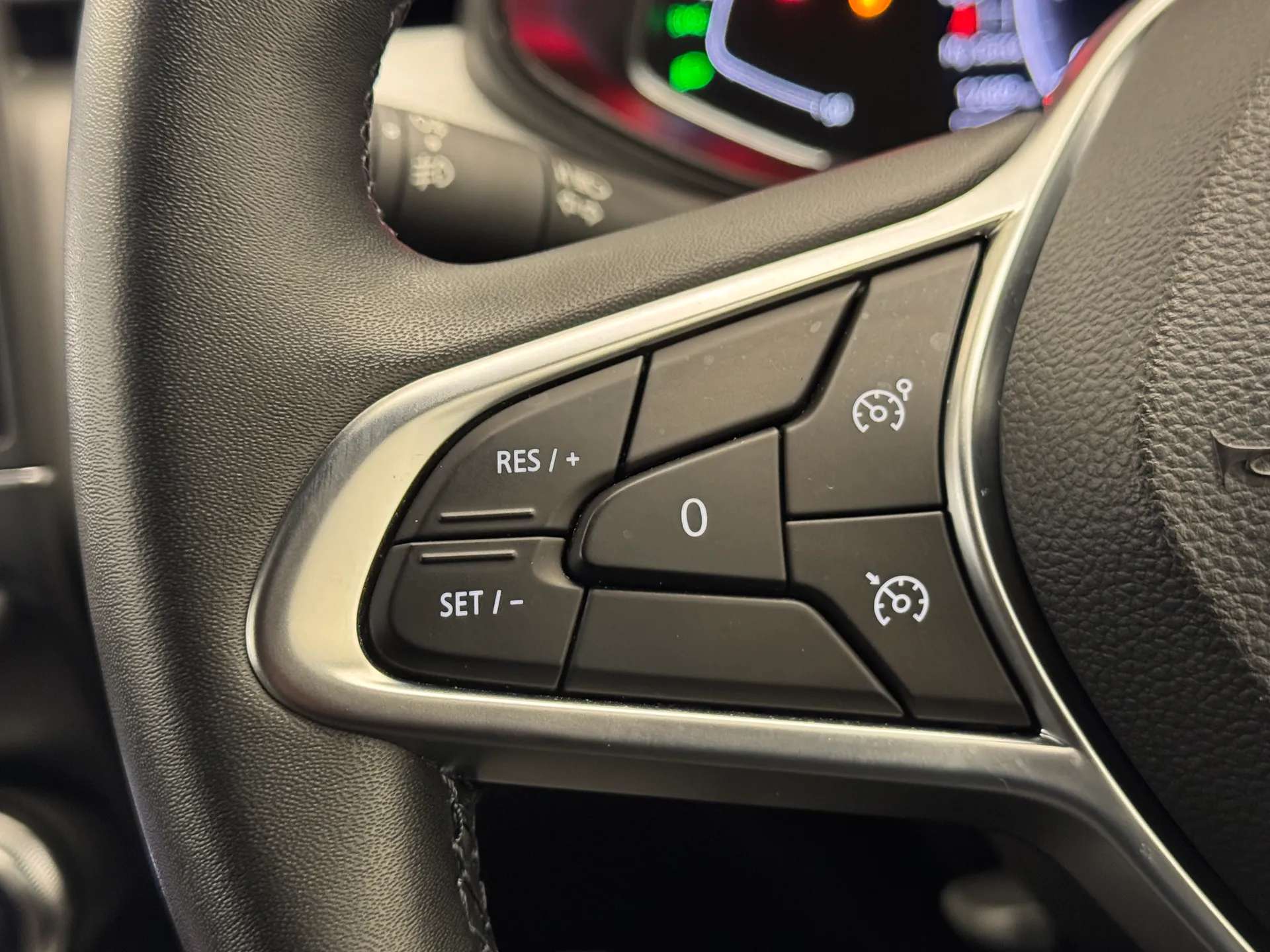 2023 RENAULT CLIO 2023 RENAULT CLIO