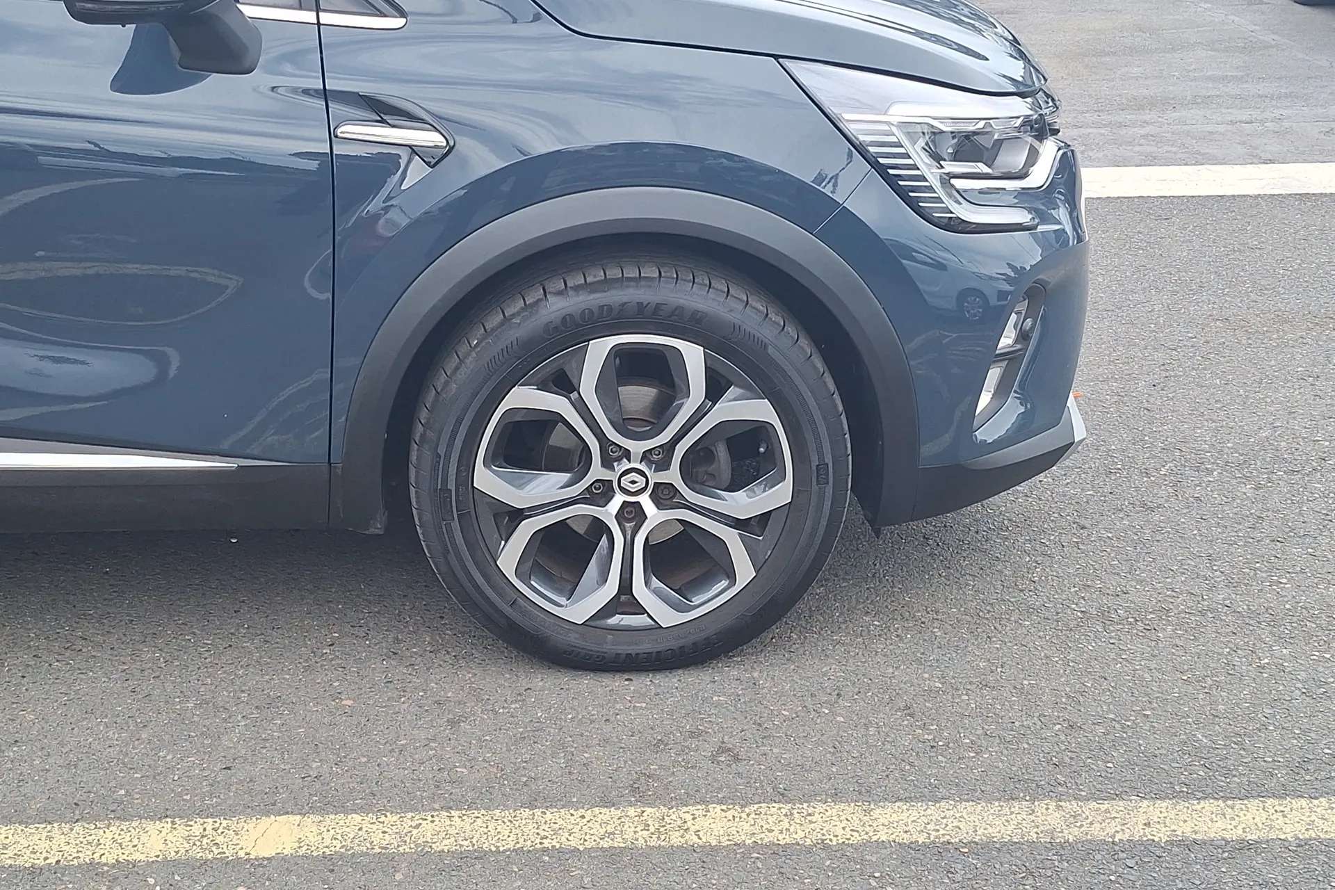 A 2023 RENAULT CAPTUR 1.0 TCE 90 Techno 5dr A 2023 RENAULT CAPTUR 1.0 TCE 90 Techno 5dr