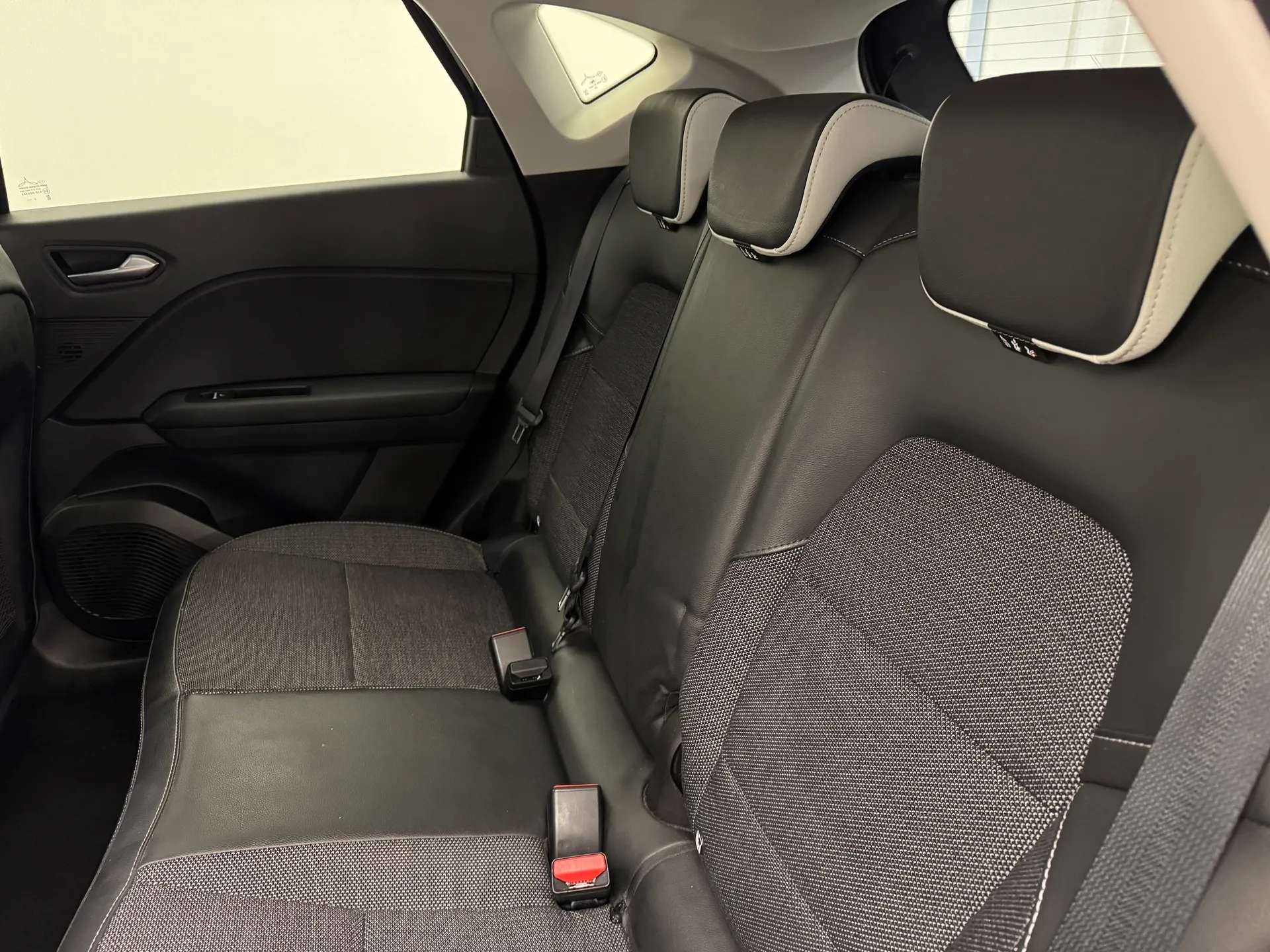 2023 RENAULT CAPTUR 2023 RENAULT CAPTUR