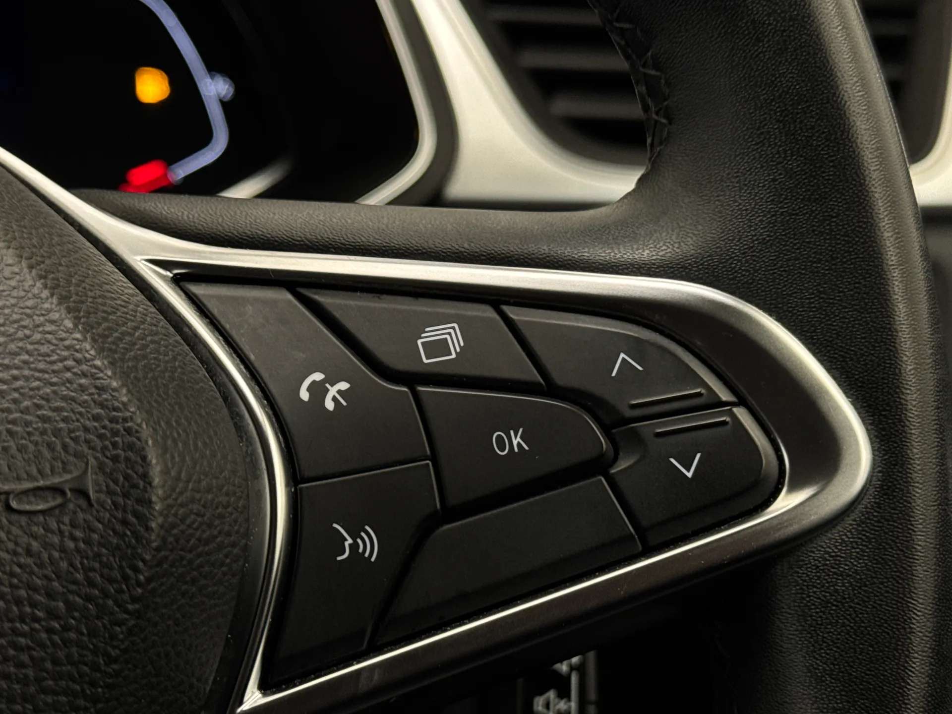 2023 RENAULT CAPTUR 2023 RENAULT CAPTUR
