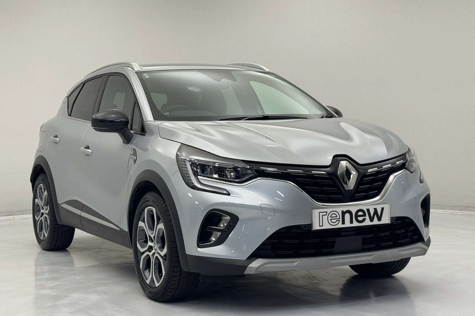 A 2024 RENAULT CAPTUR 1.0 TCE 90 Techno 5dr A 2024 RENAULT CAPTUR 1.0 TCE 90 Techno 5dr