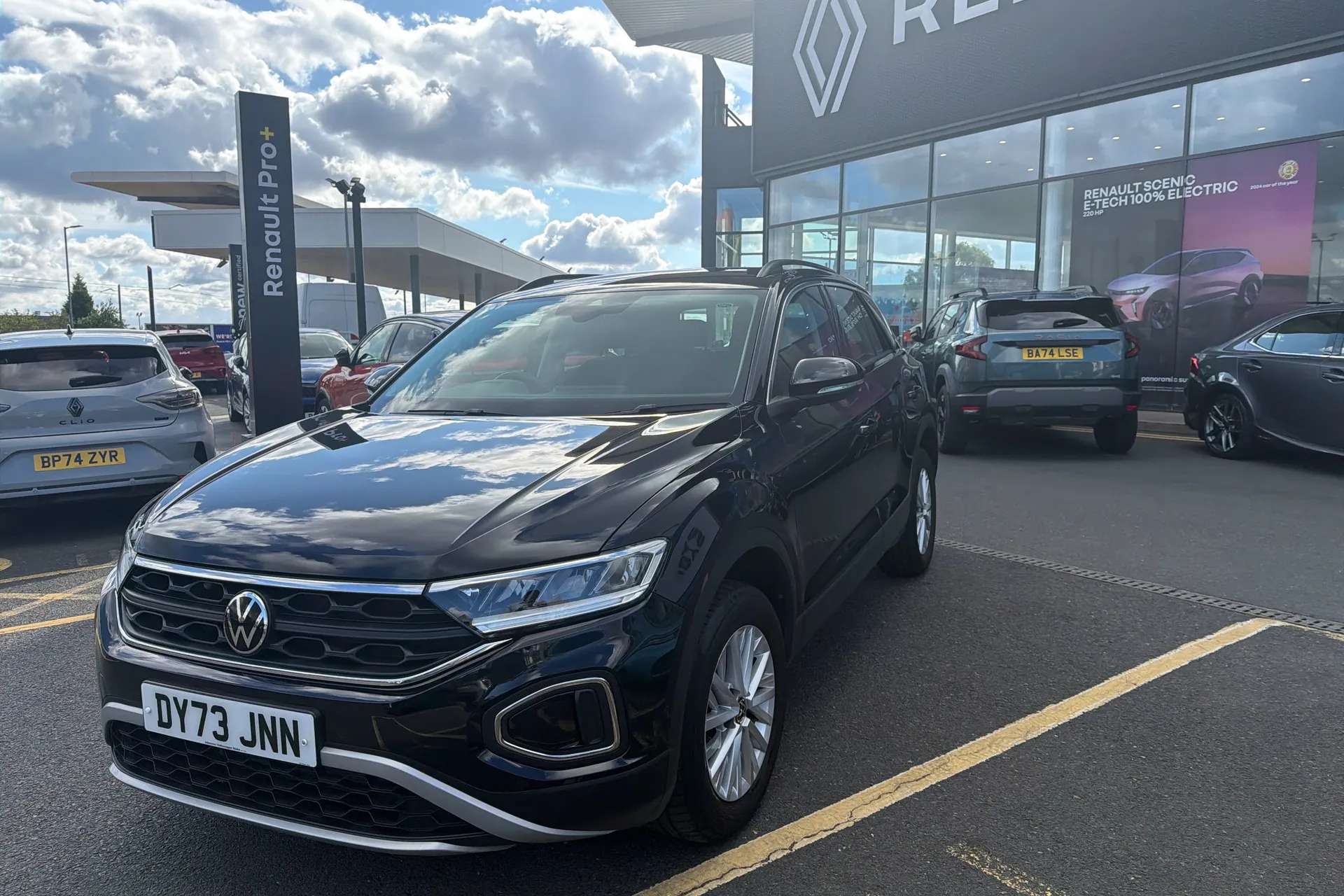 2023 VOLKSWAGEN T-ROC 2023 VOLKSWAGEN T-ROC