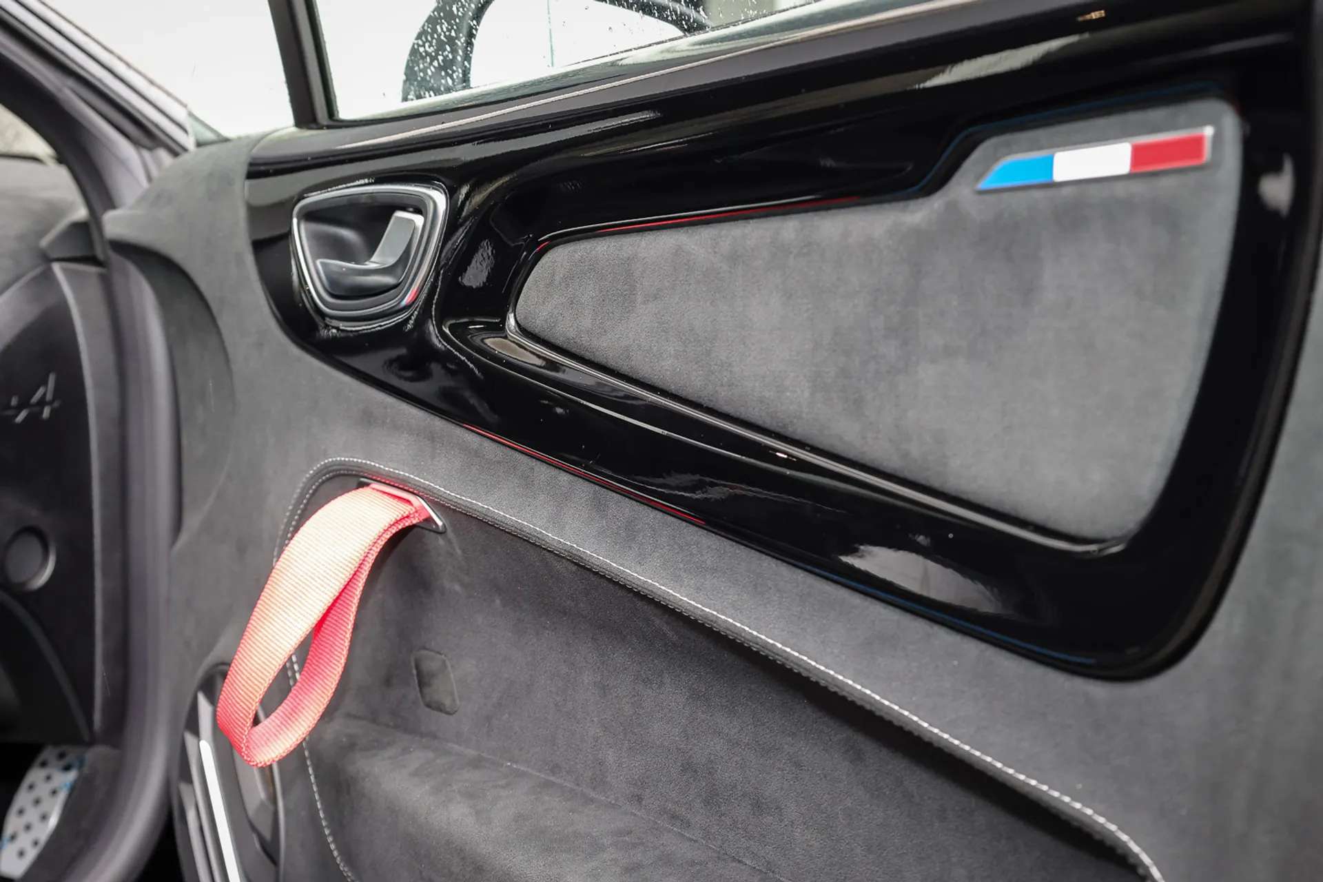 2024 ALPINE A110 2024 ALPINE A110