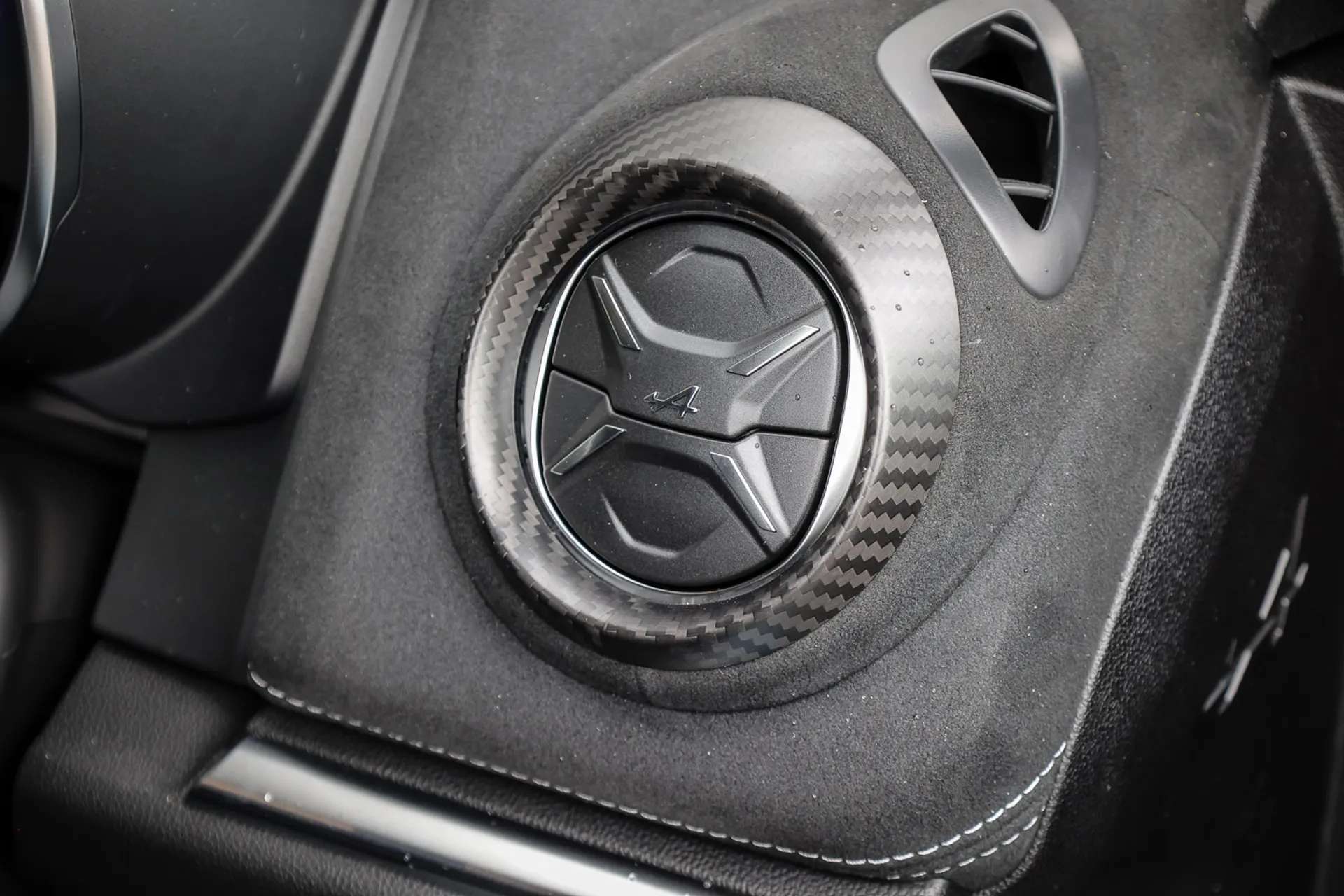 2024 ALPINE A110 2024 ALPINE A110