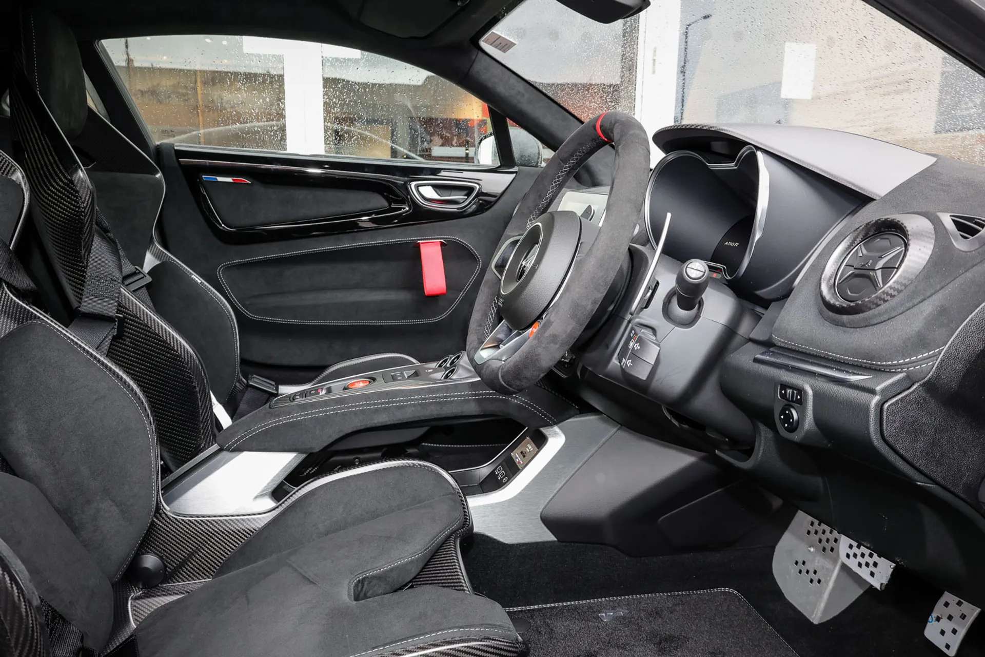 2024 ALPINE A110 2024 ALPINE A110