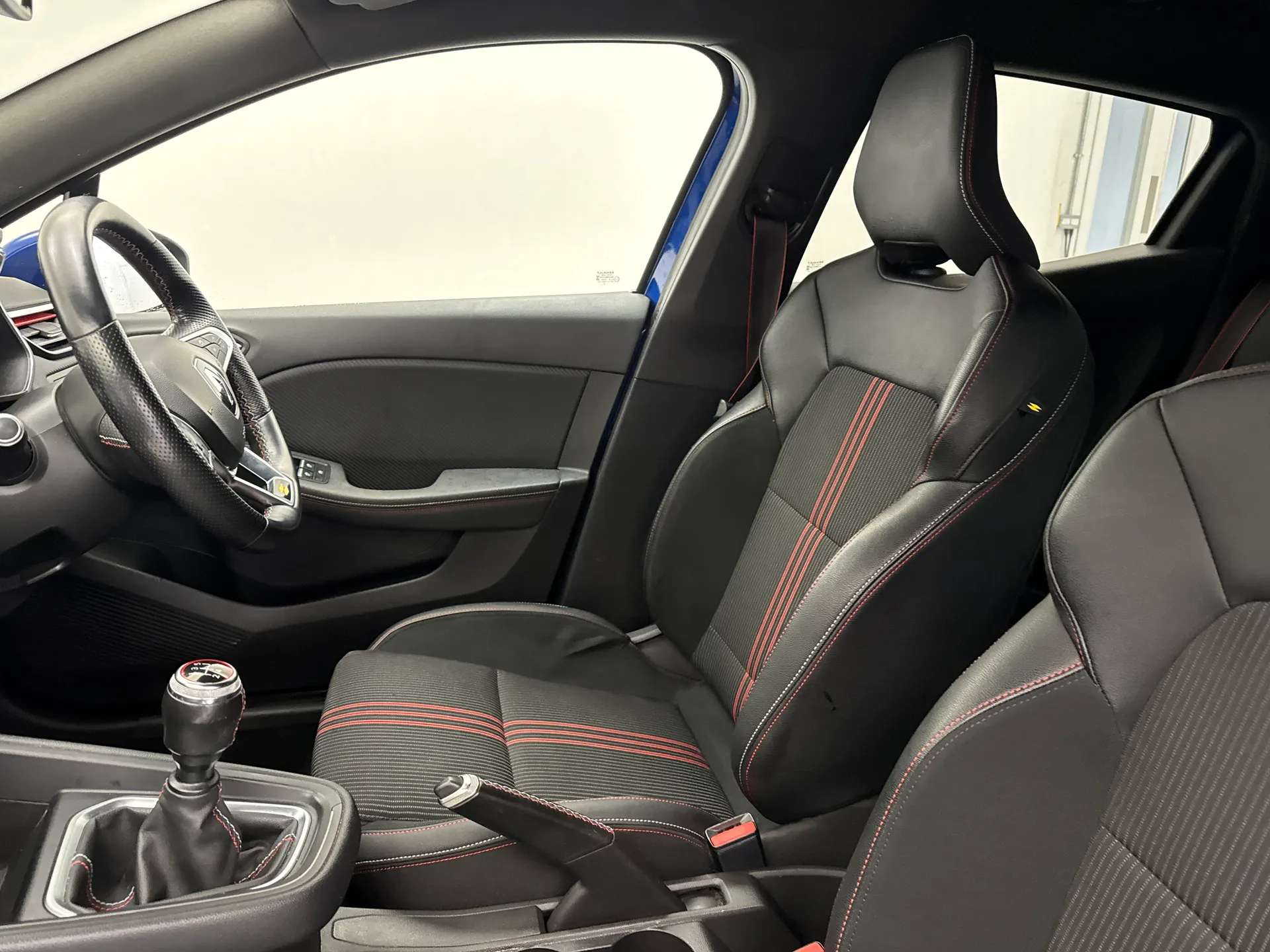 2019 RENAULT CLIO 2019 RENAULT CLIO