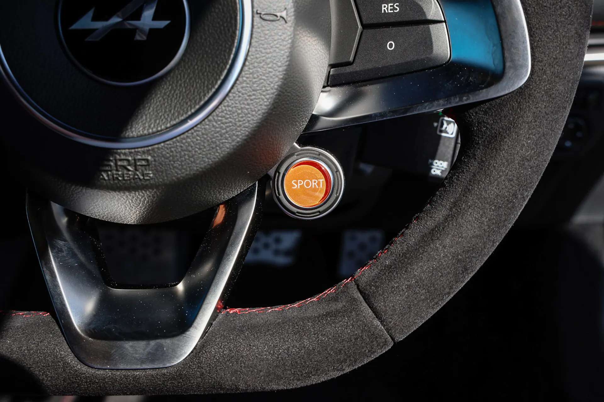 2025 ALPINE A110 2025 ALPINE A110