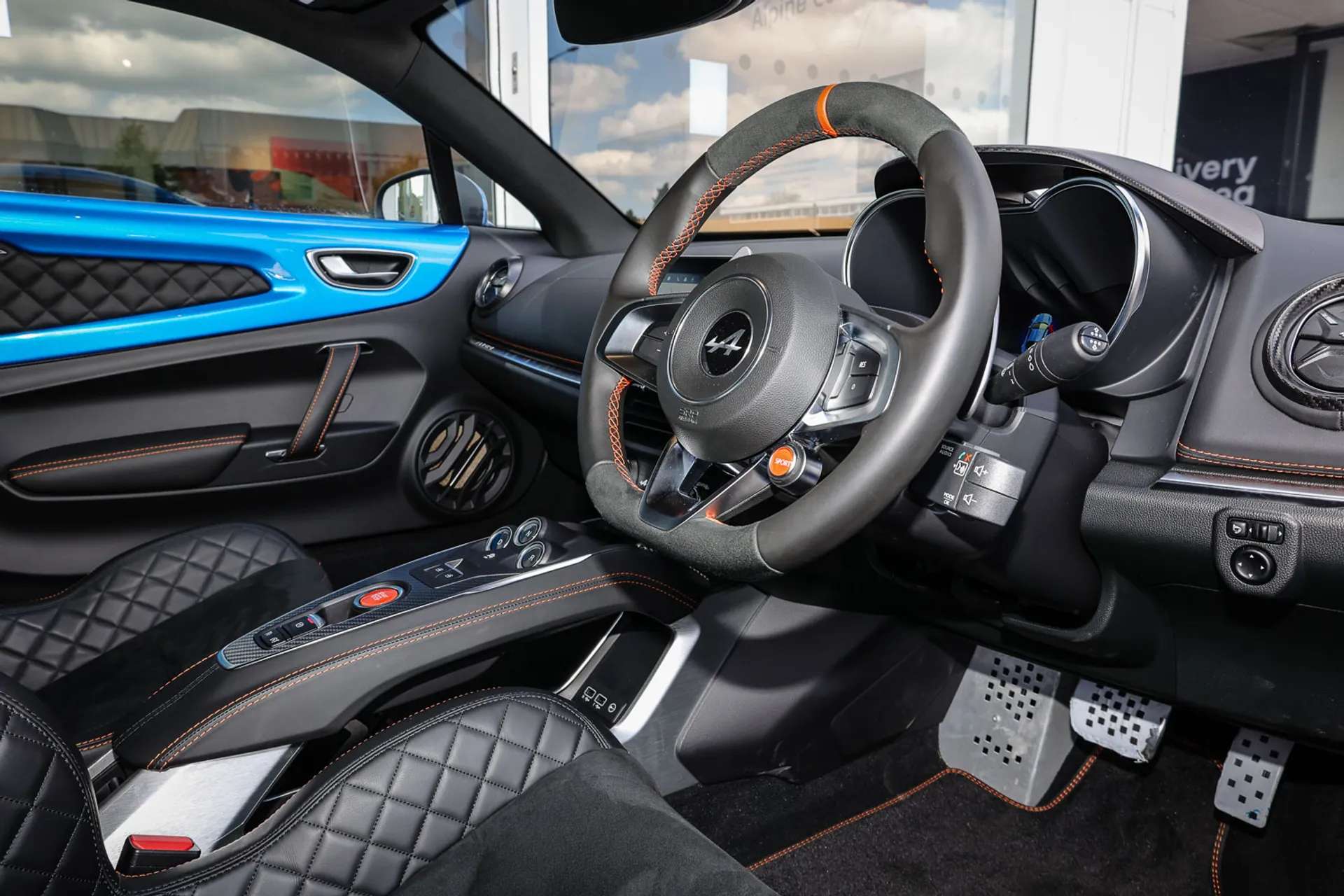 A 2024 ALPINE A110 1.8L Turbo 300 S 2dr DCT A 2024 ALPINE A110 1.8L Turbo 300 S 2dr DCT