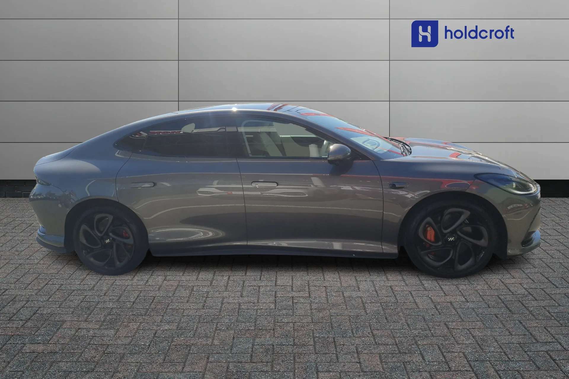 2026 MG IM5 2026 MG IM5