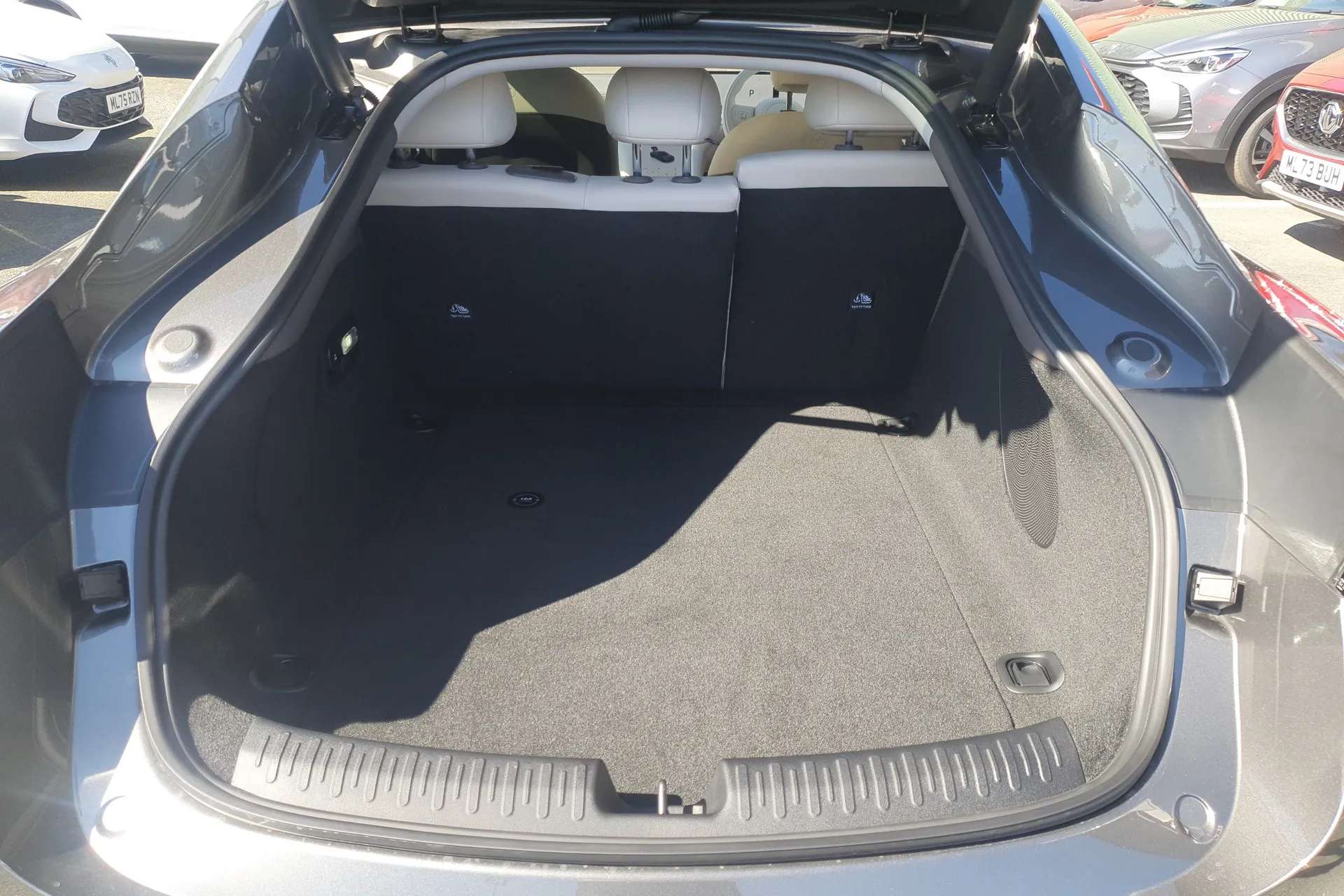 2026 MG IM5 2026 MG IM5