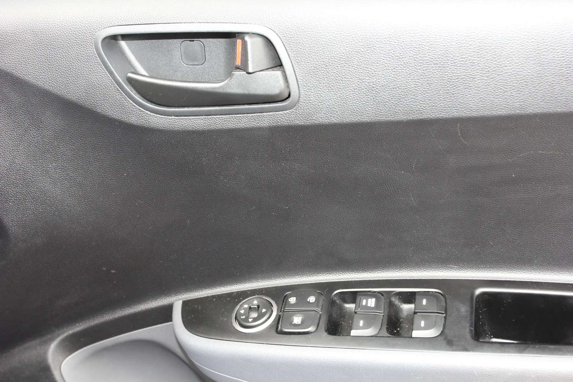 2018 HYUNDAI I10 2018 HYUNDAI I10