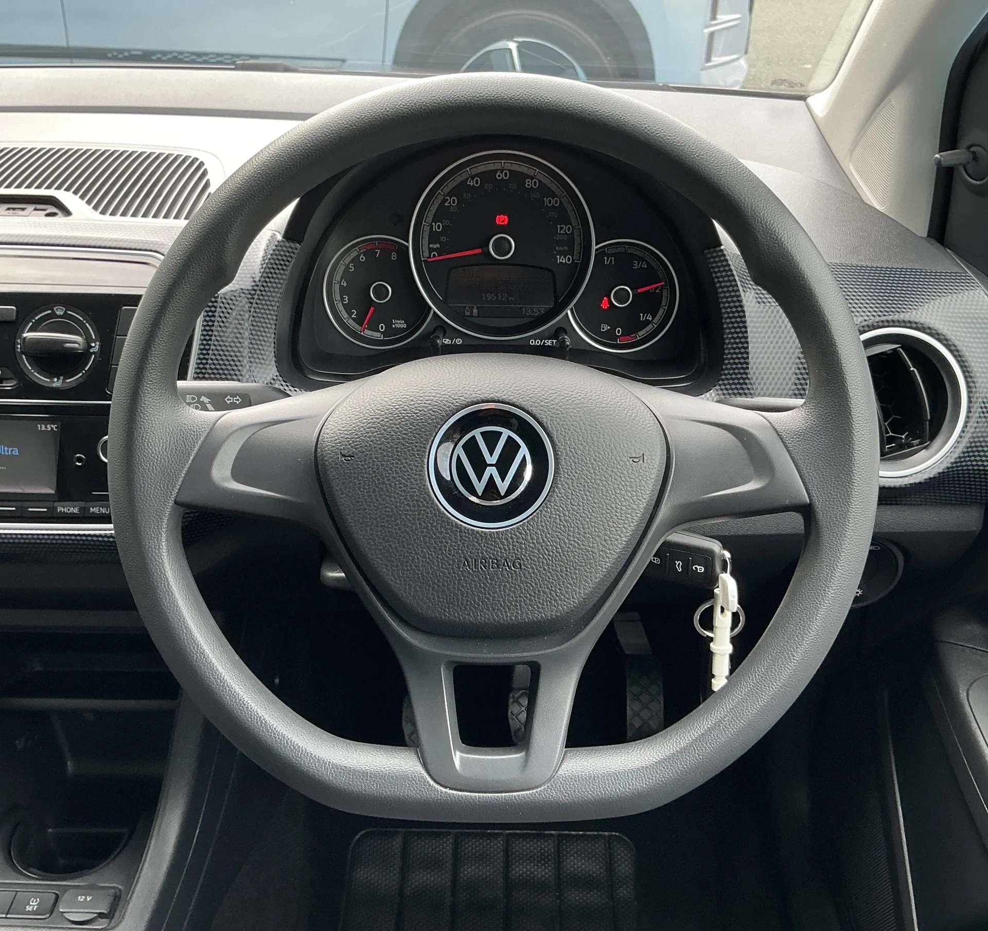 2022 VOLKSWAGEN UP 2022 VOLKSWAGEN UP