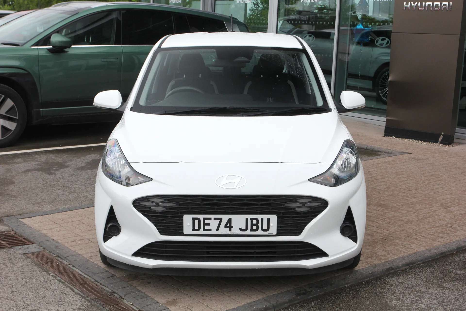 2024 HYUNDAI I10 2024 HYUNDAI I10