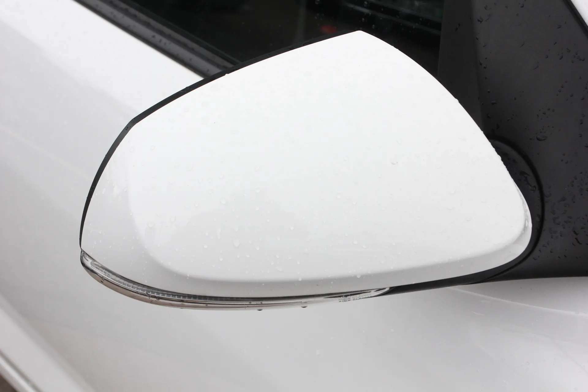 2024 HYUNDAI I10 2024 HYUNDAI I10