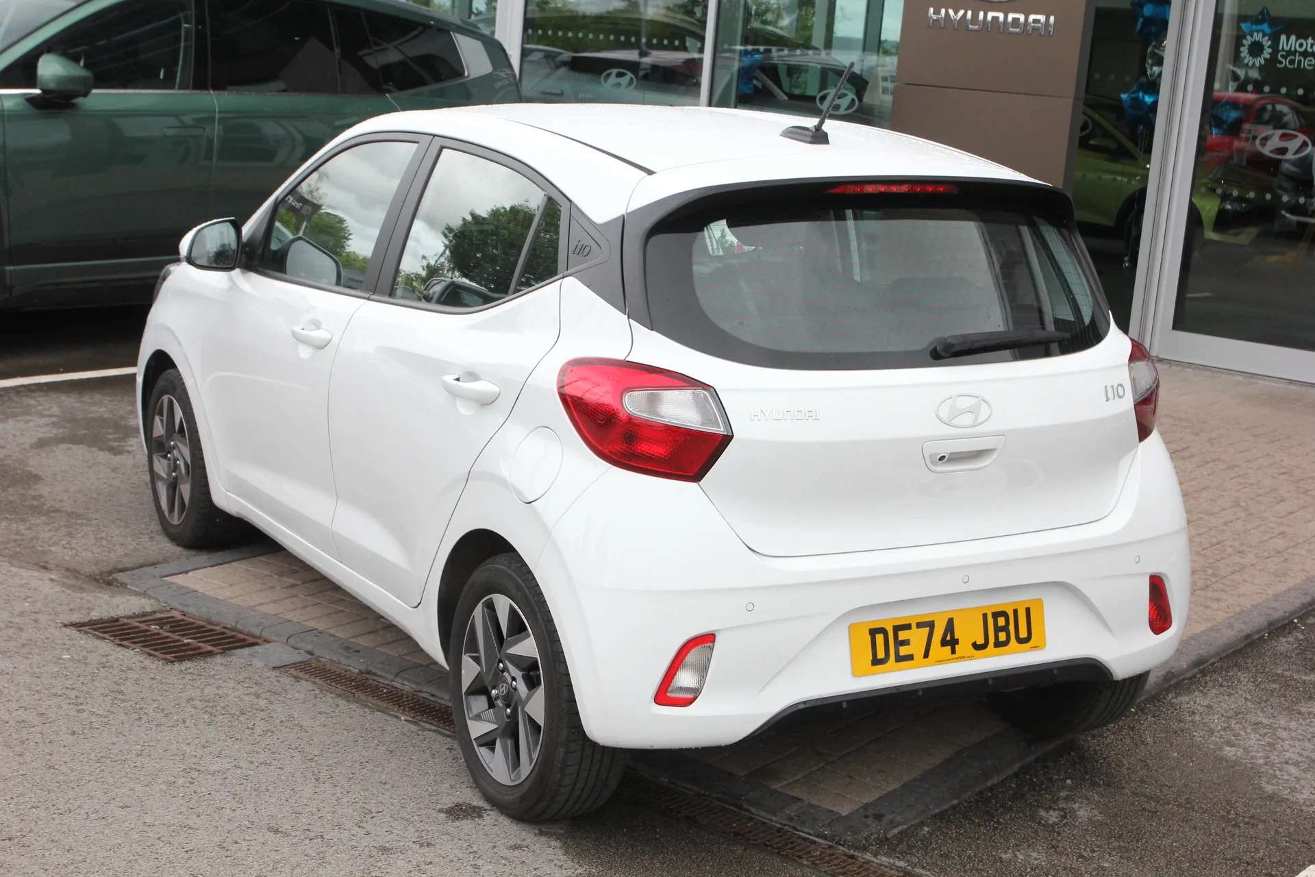 2024 HYUNDAI I10 2024 HYUNDAI I10