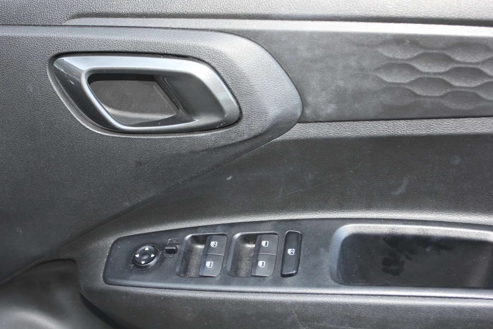 2023 HYUNDAI I10 2023 HYUNDAI I10