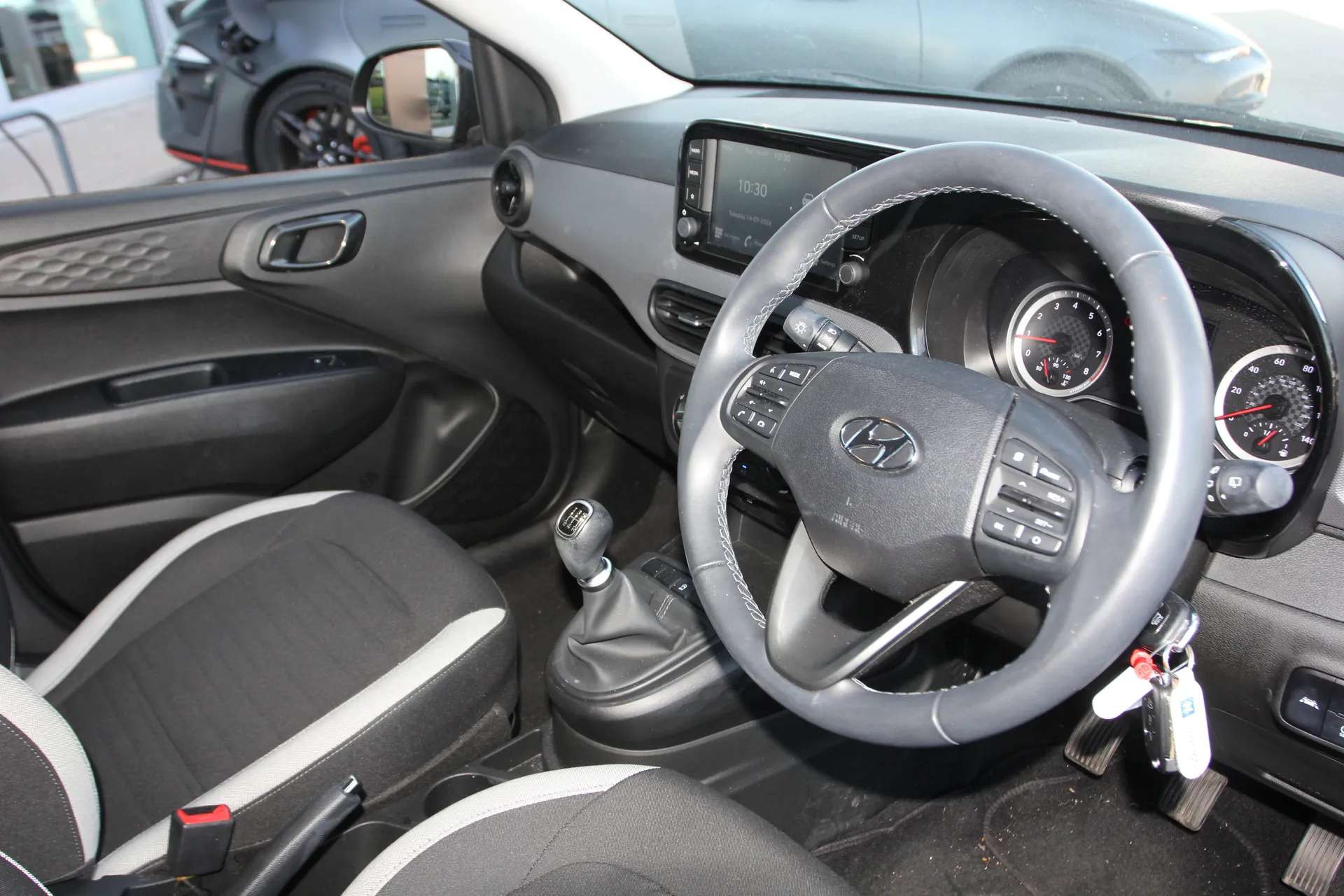 2023 HYUNDAI I10 2023 HYUNDAI I10