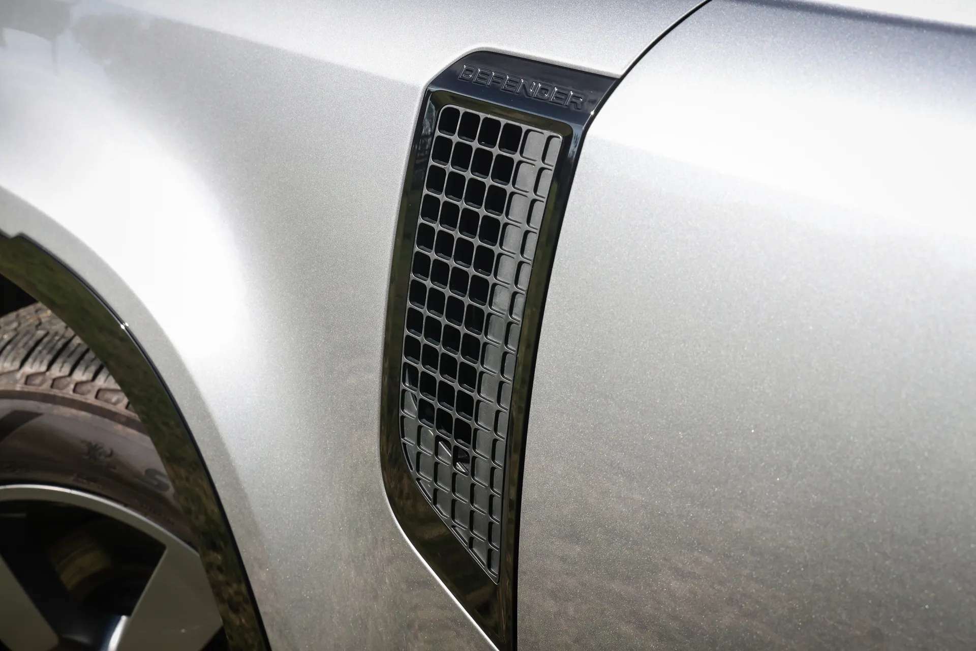 2024 LAND ROVER DEFENDER 2024 LAND ROVER DEFENDER