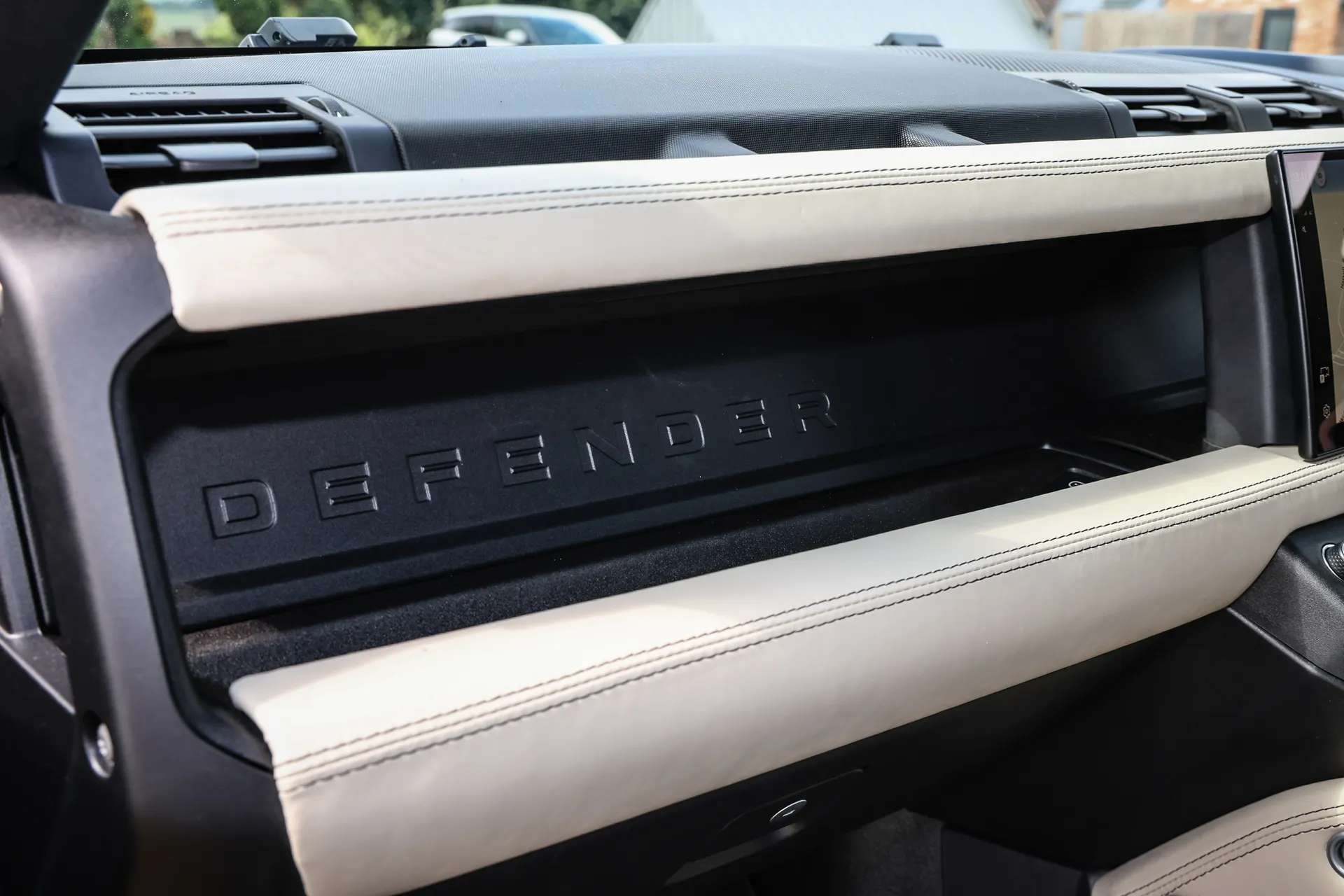 2022 LAND ROVER DEFENDER 2022 LAND ROVER DEFENDER