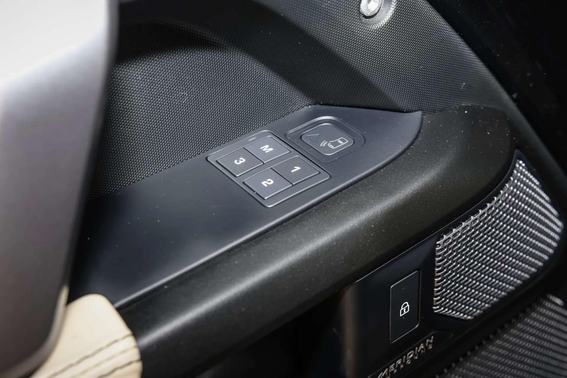 2022 LAND ROVER DEFENDER 2022 LAND ROVER DEFENDER