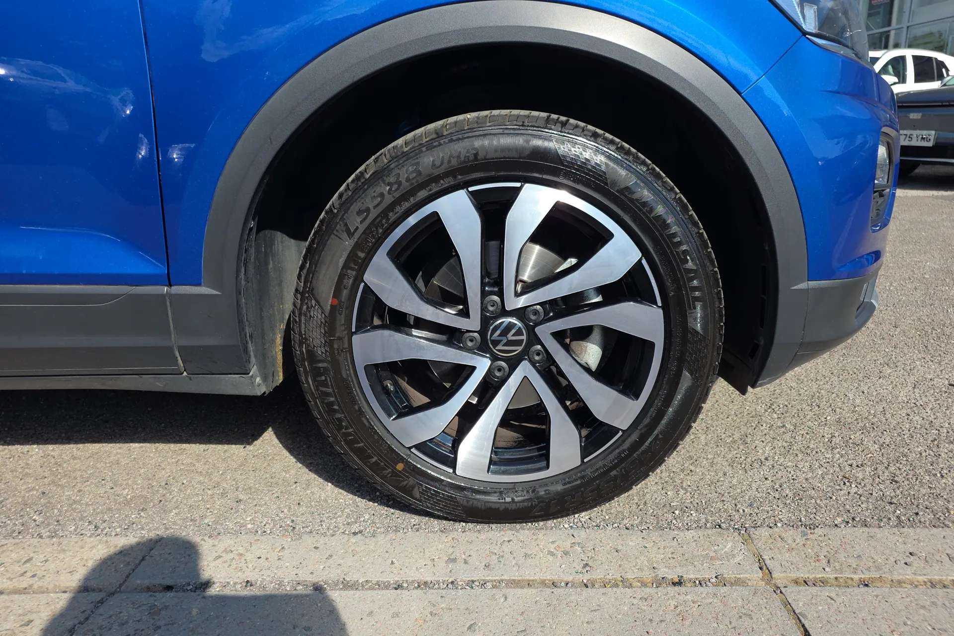 2021 VOLKSWAGEN T-ROC 2021 VOLKSWAGEN T-ROC