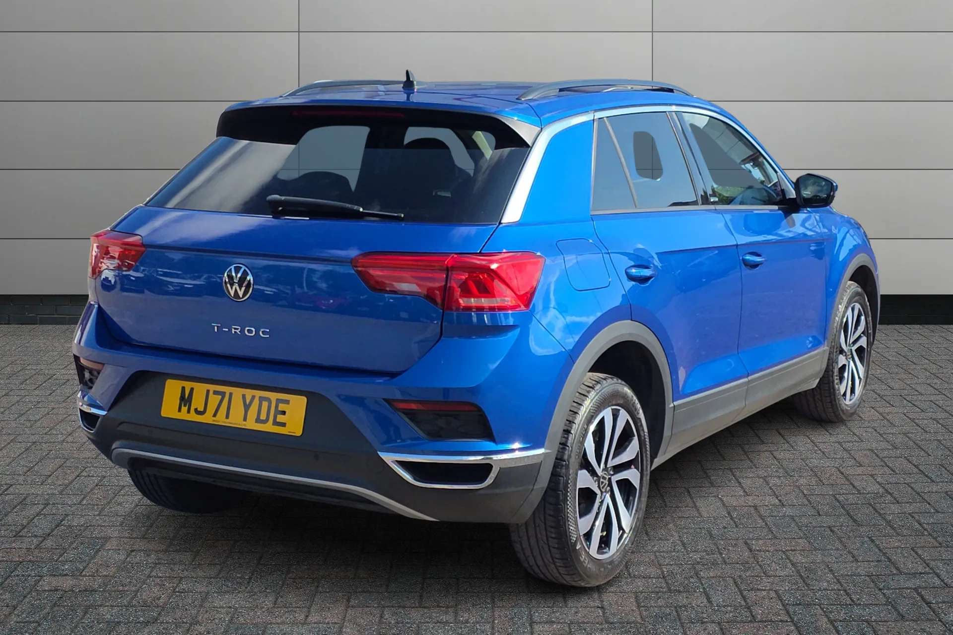 2021 VOLKSWAGEN T-ROC 2021 VOLKSWAGEN T-ROC