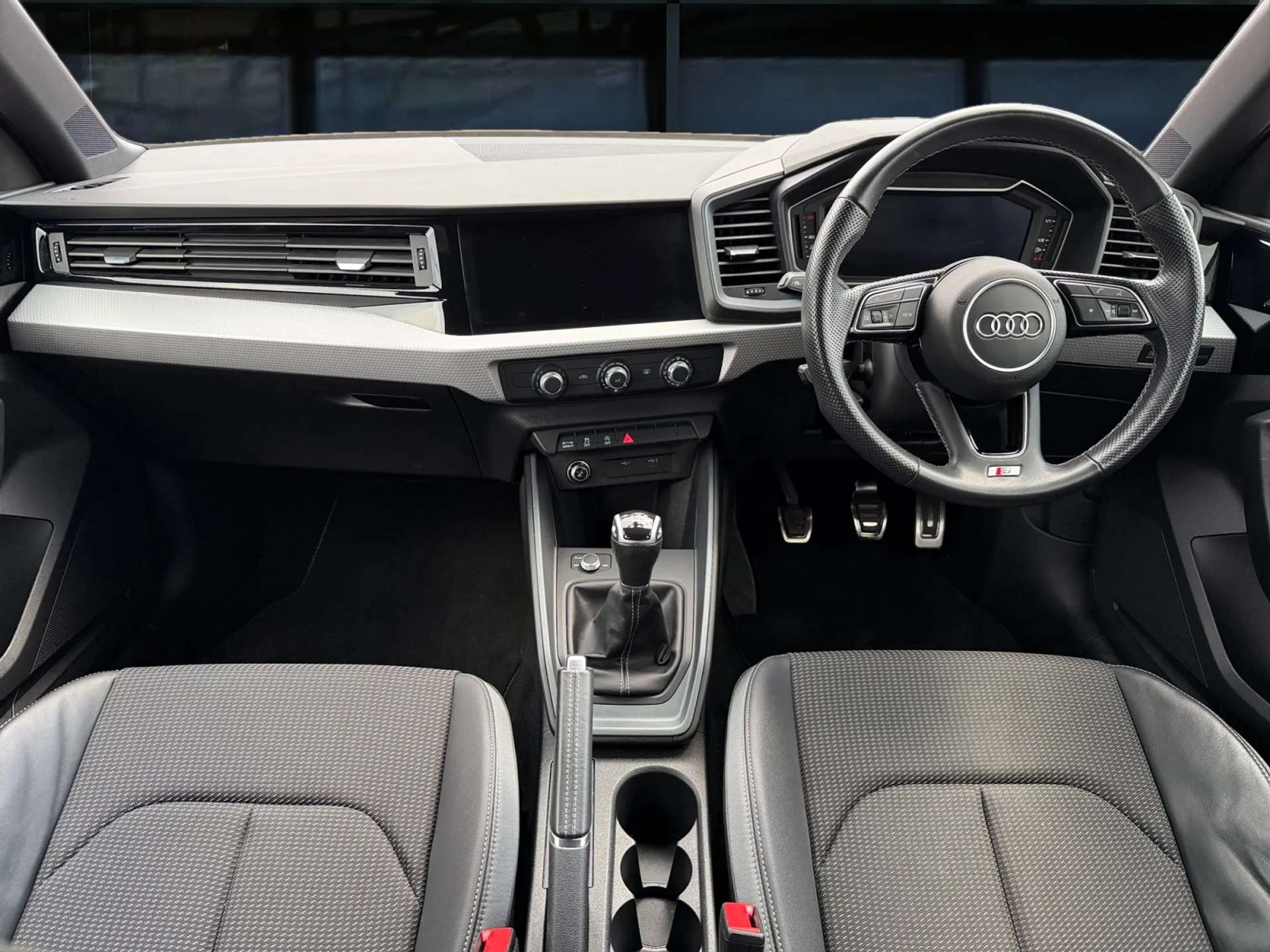 2023 AUDI A1 2023 AUDI A1