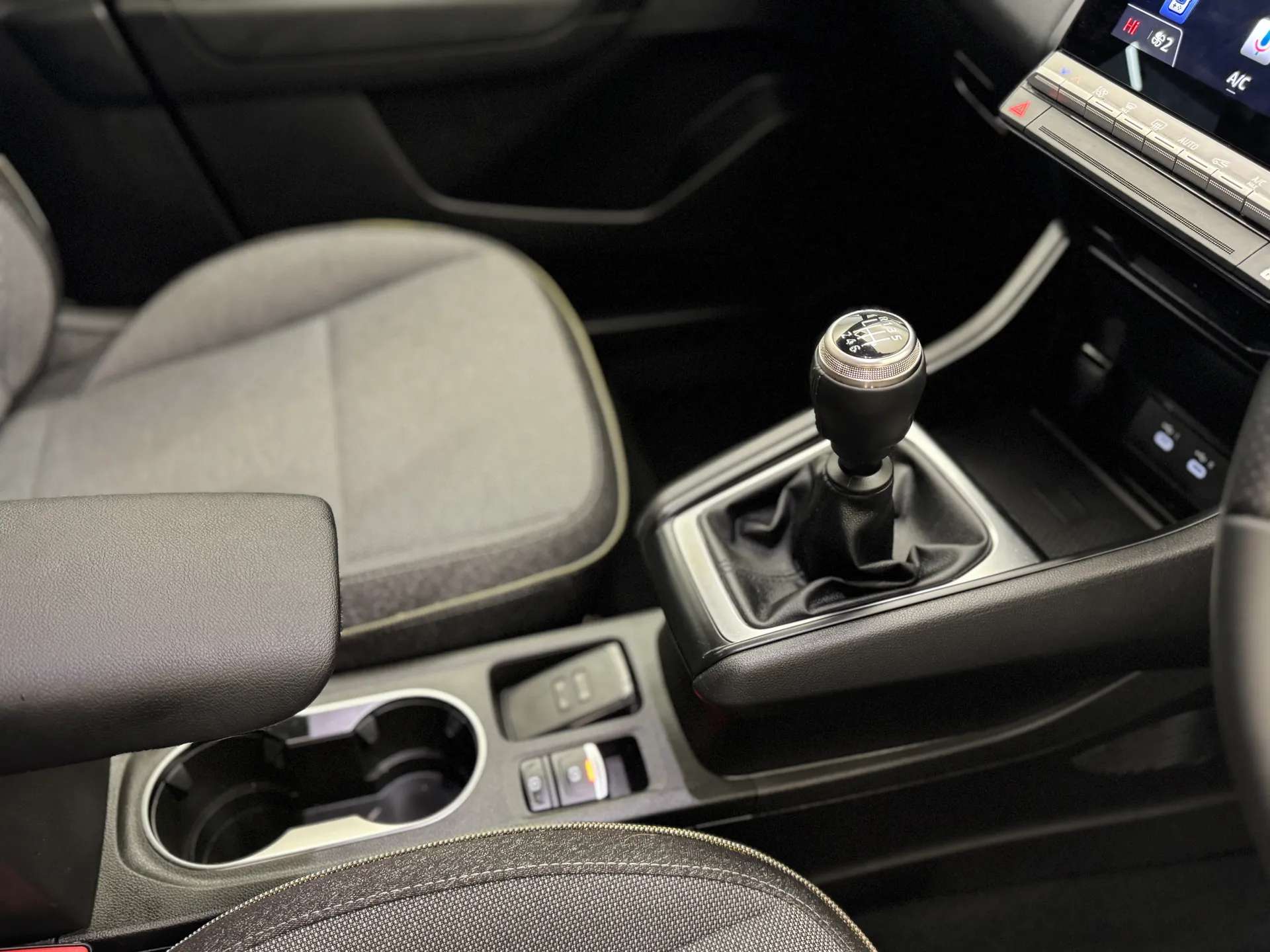 2026 RENAULT CAPTUR 2026 RENAULT CAPTUR