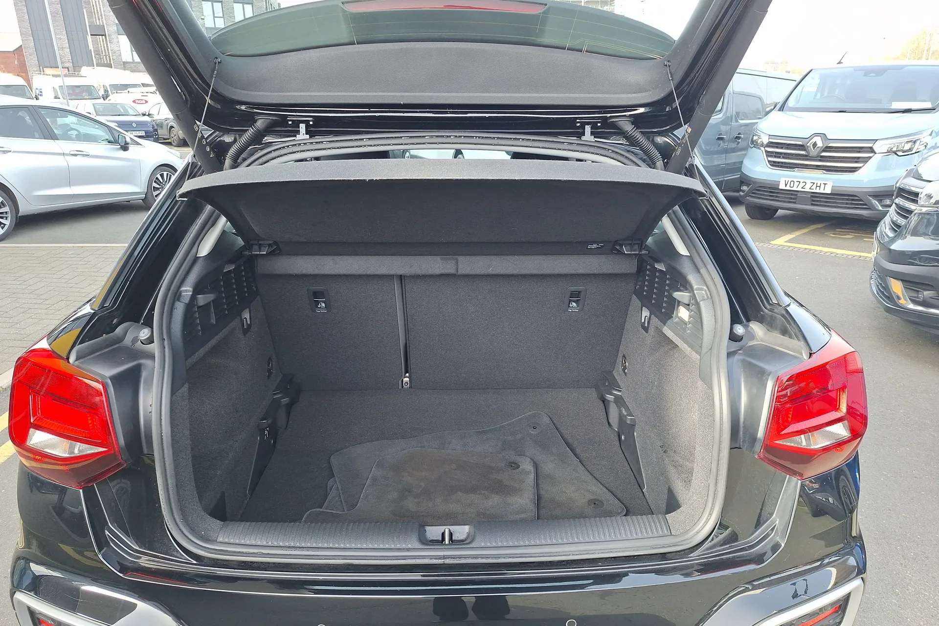 2023 AUDI Q2 2023 AUDI Q2