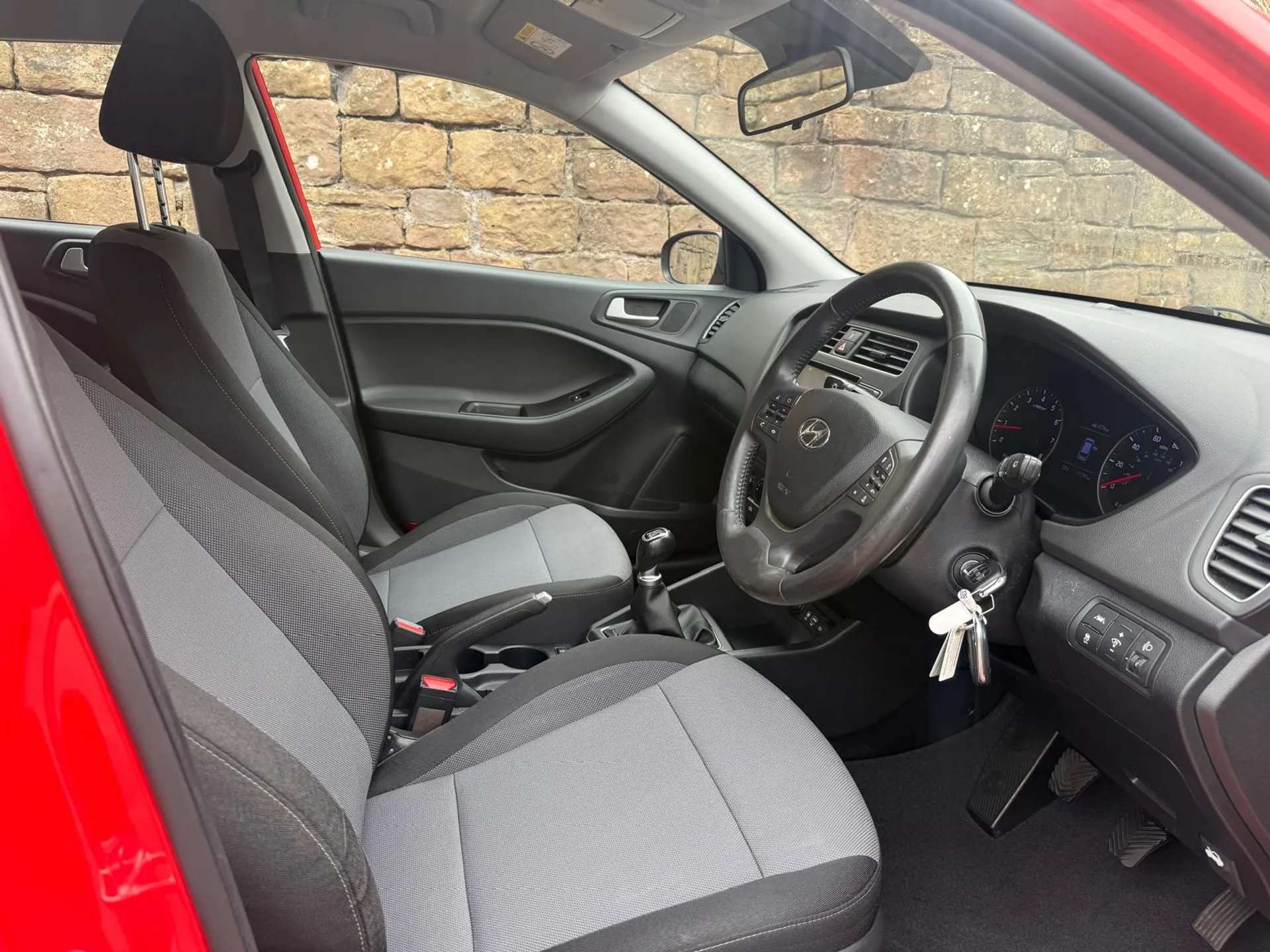 2020 HYUNDAI I20 2020 HYUNDAI I20