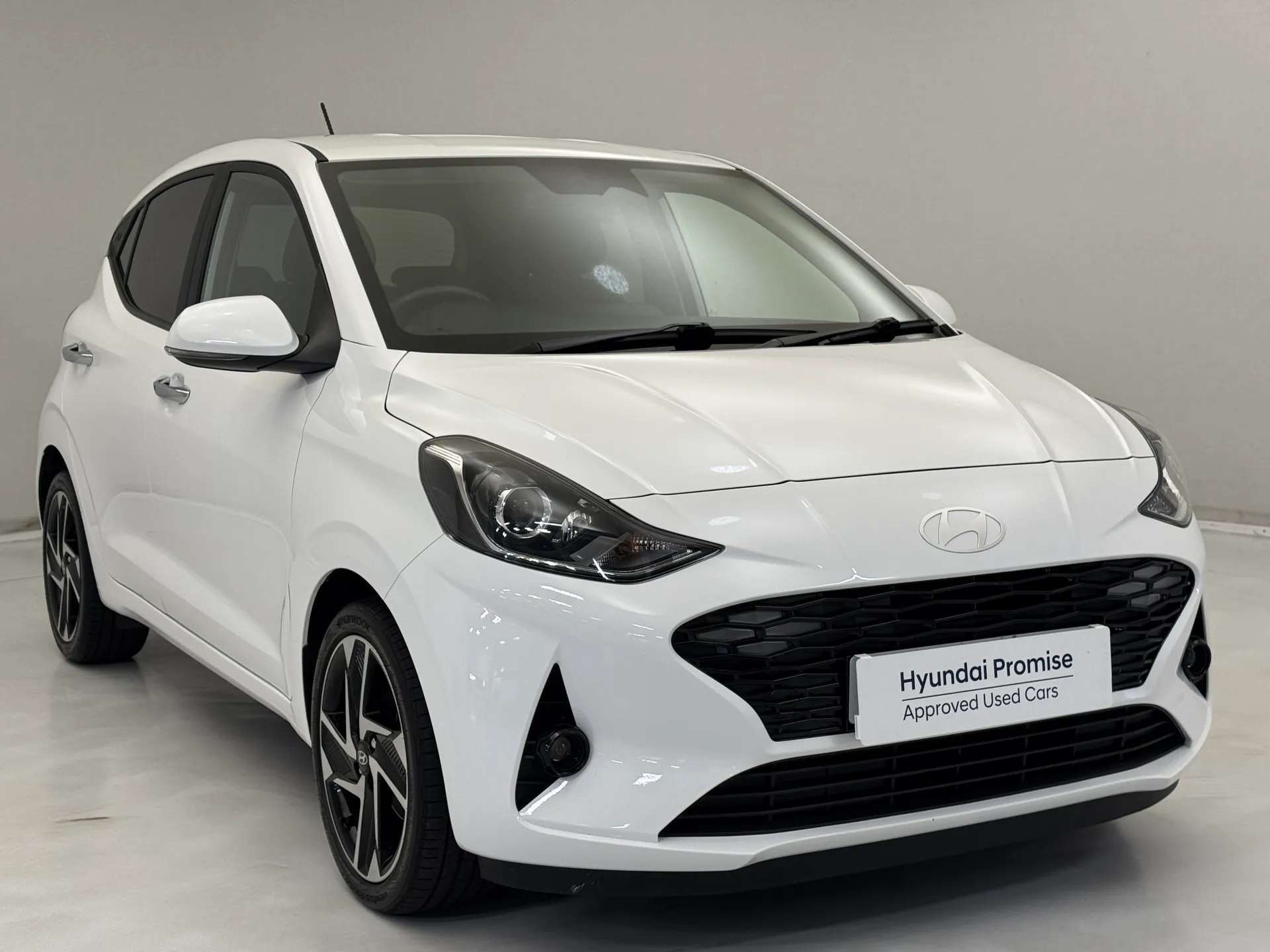 A 2023 HYUNDAI I10 1.2 Premium 5dr A 2023 HYUNDAI I10 1.2 Premium 5dr