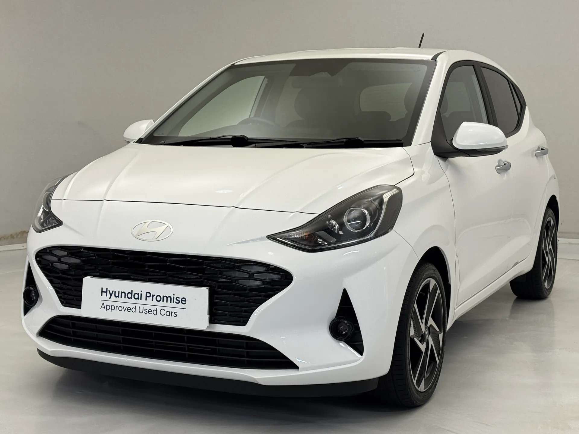 A 2023 HYUNDAI I10 1.2 Premium 5dr A 2023 HYUNDAI I10 1.2 Premium 5dr