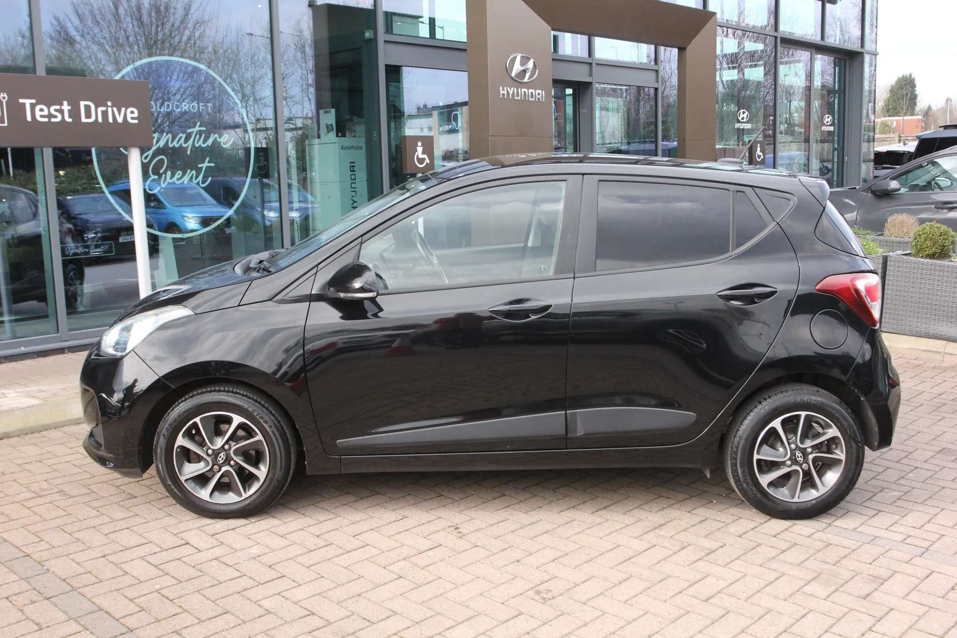 2017 HYUNDAI I10 2017 HYUNDAI I10