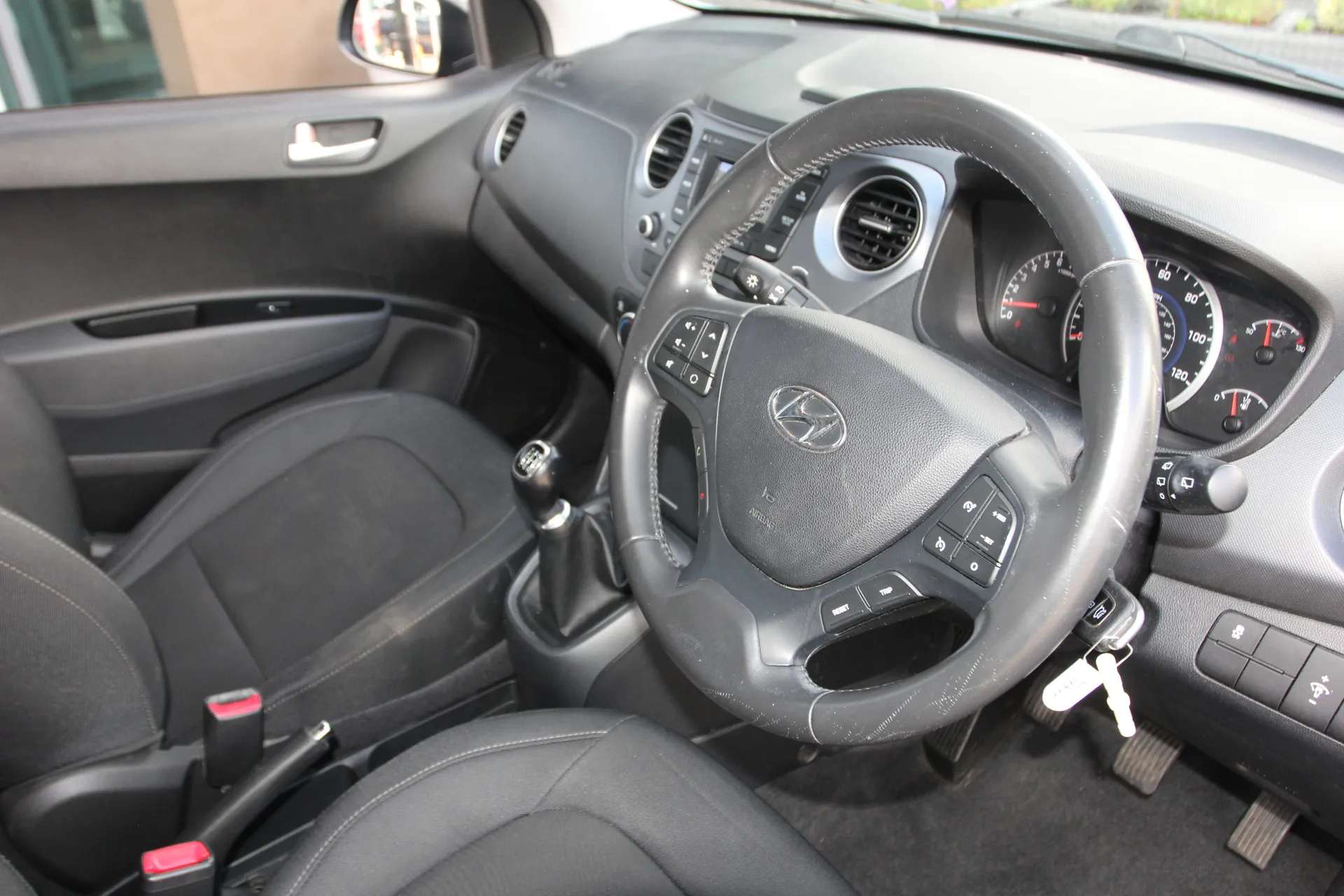 2018 HYUNDAI I10 2018 HYUNDAI I10