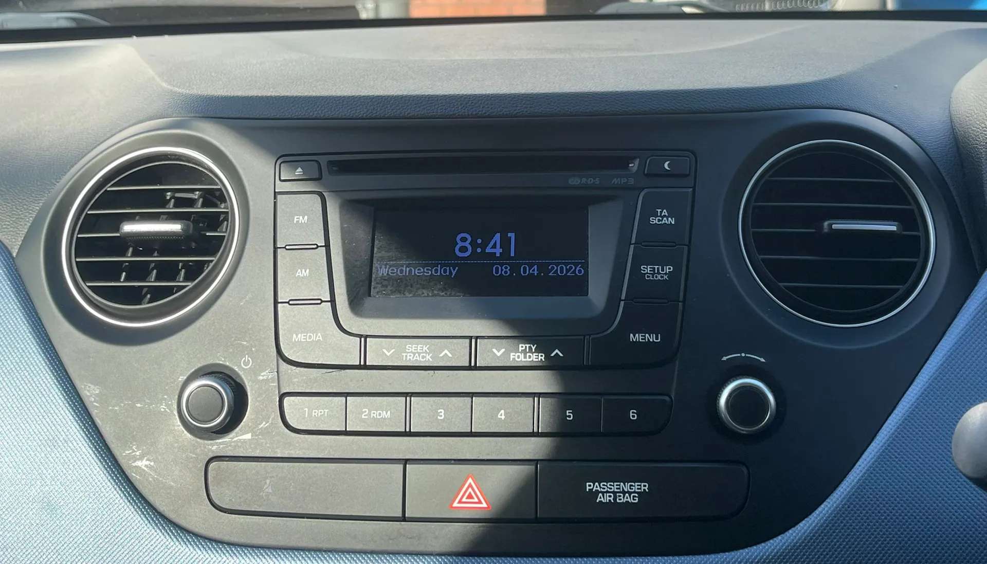 2016 HYUNDAI I10 2016 HYUNDAI I10