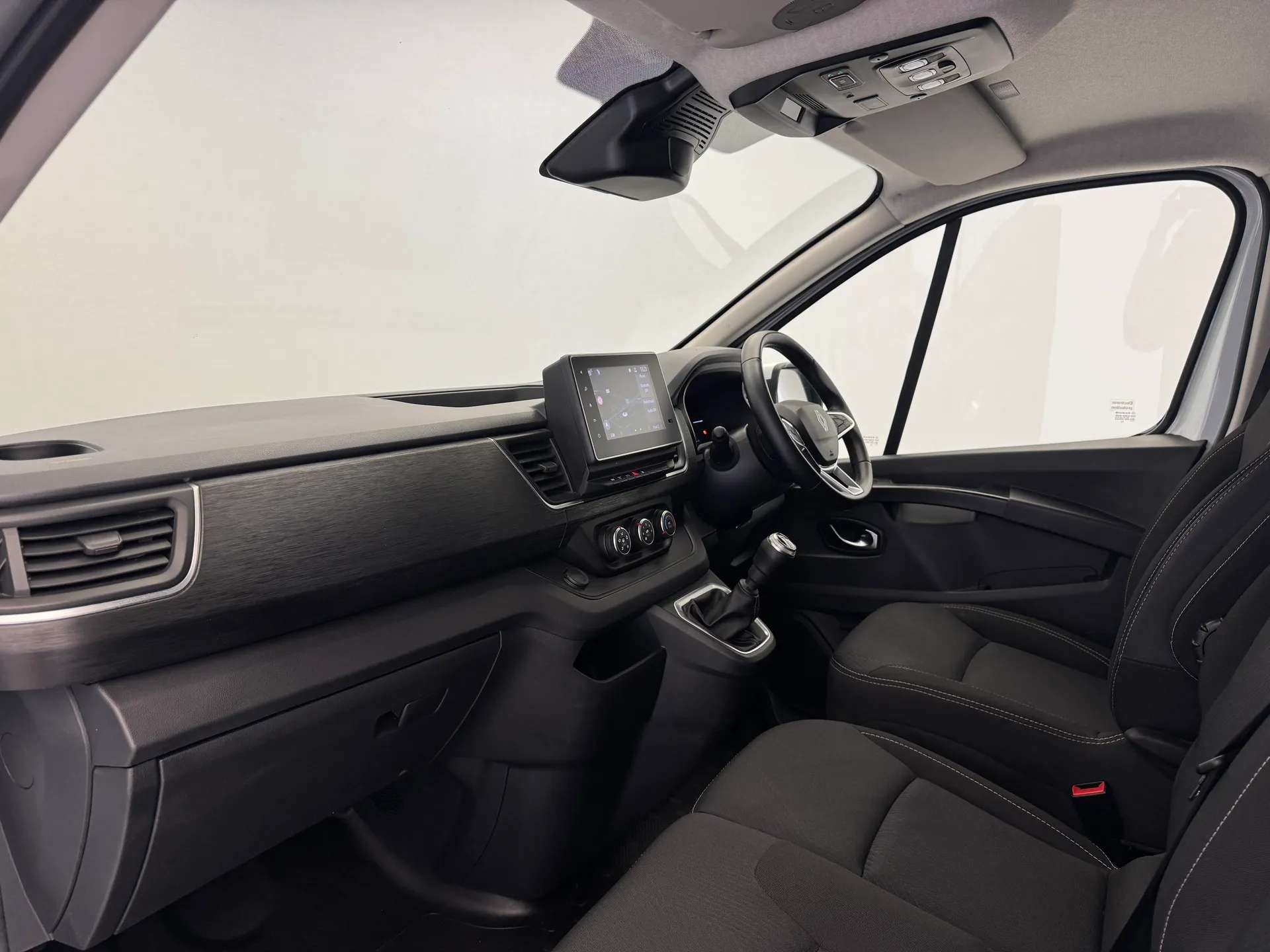 2024 RENAULT TRAFIC 2024 RENAULT TRAFIC