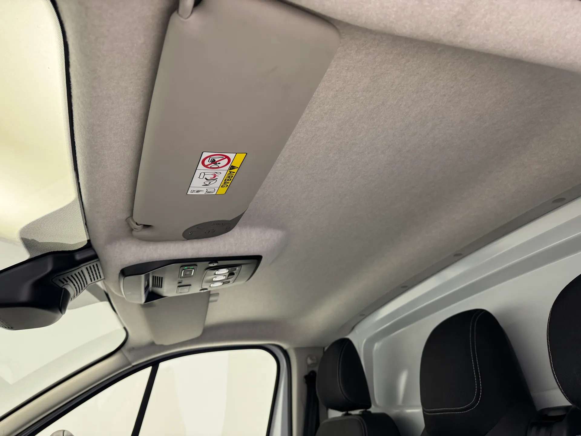 2024 RENAULT TRAFIC 2024 RENAULT TRAFIC
