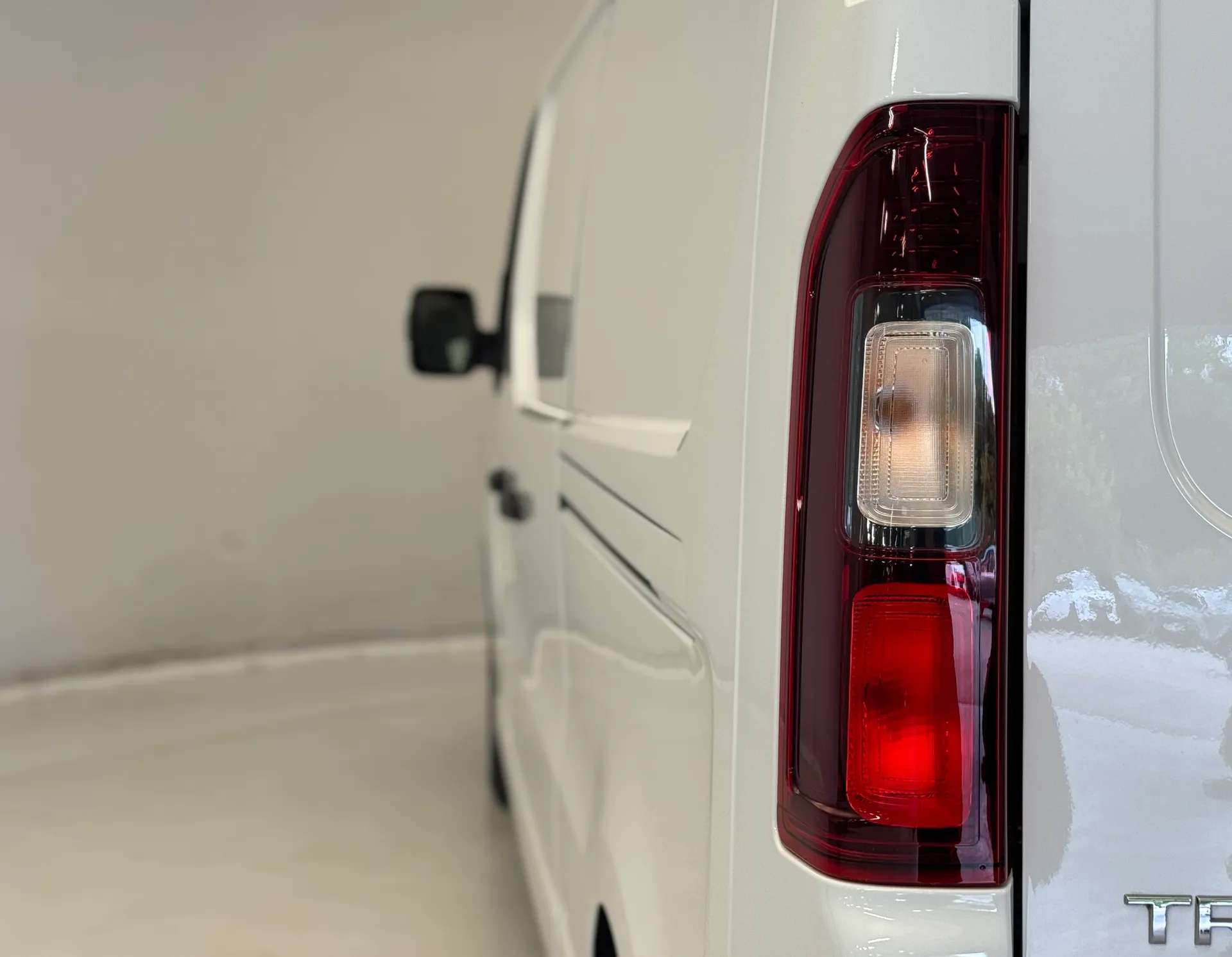 2024 RENAULT TRAFIC 2024 RENAULT TRAFIC