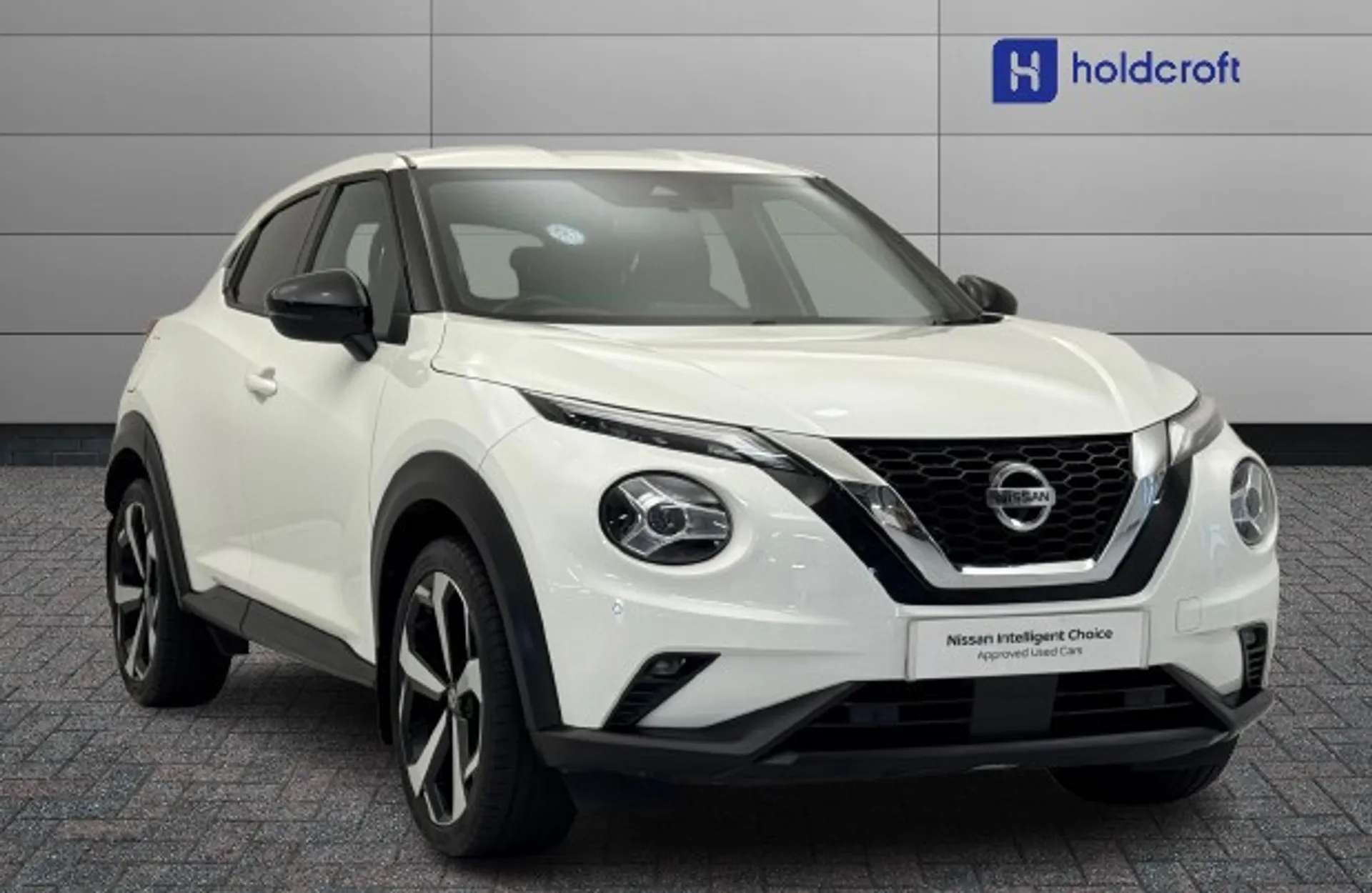 A 2020 NISSAN JUKE 1.0 DiG-T 114 Tekna 5dr A 2020 NISSAN JUKE 1.0 DiG-T 114 Tekna 5dr