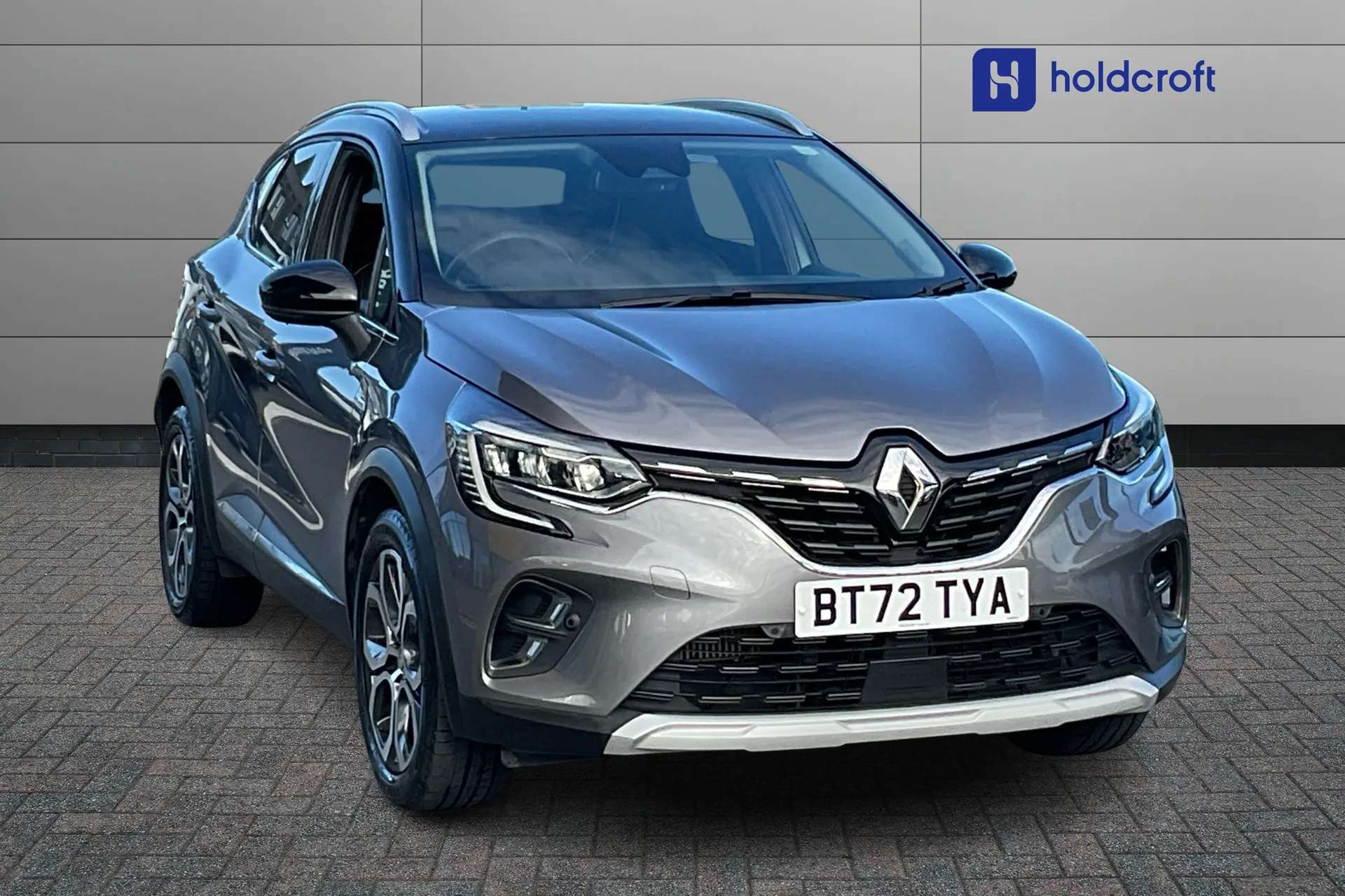 A 2022 RENAULT CAPTUR 1.3 Mild hybrid 140 Techno 5dr A 2022 RENAULT CAPTUR 1.3 Mild hybrid 140 Techno 5dr