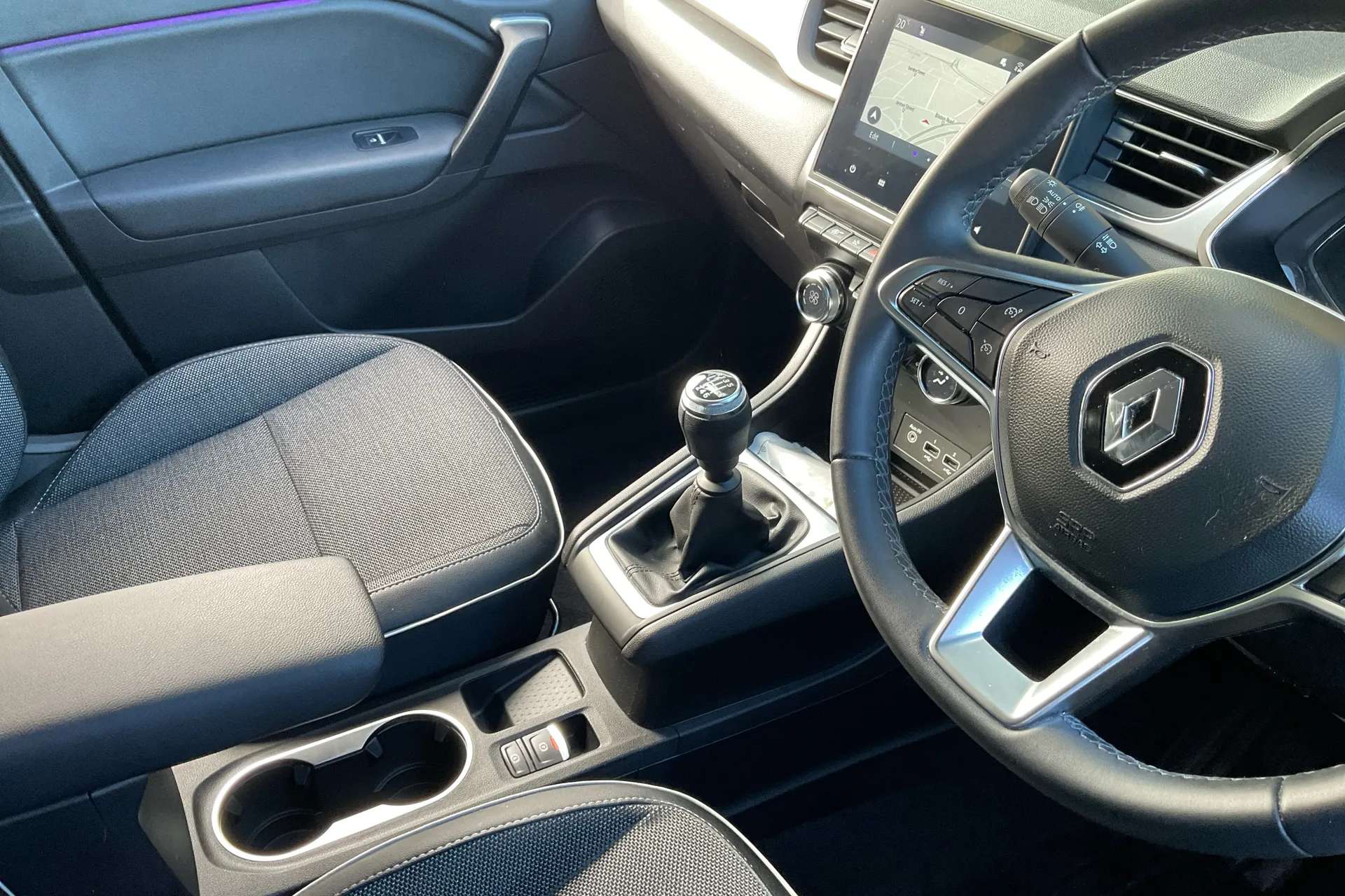 2022 RENAULT CAPTUR 2022 RENAULT CAPTUR