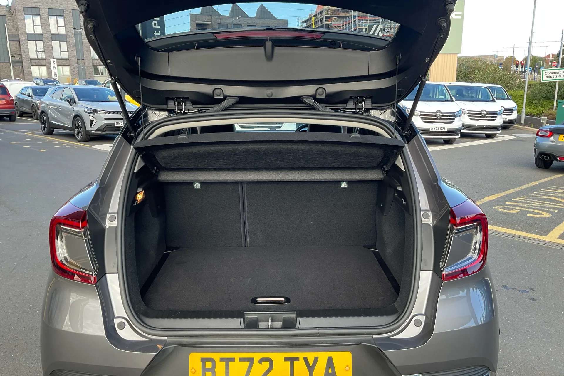 2022 RENAULT CAPTUR 2022 RENAULT CAPTUR