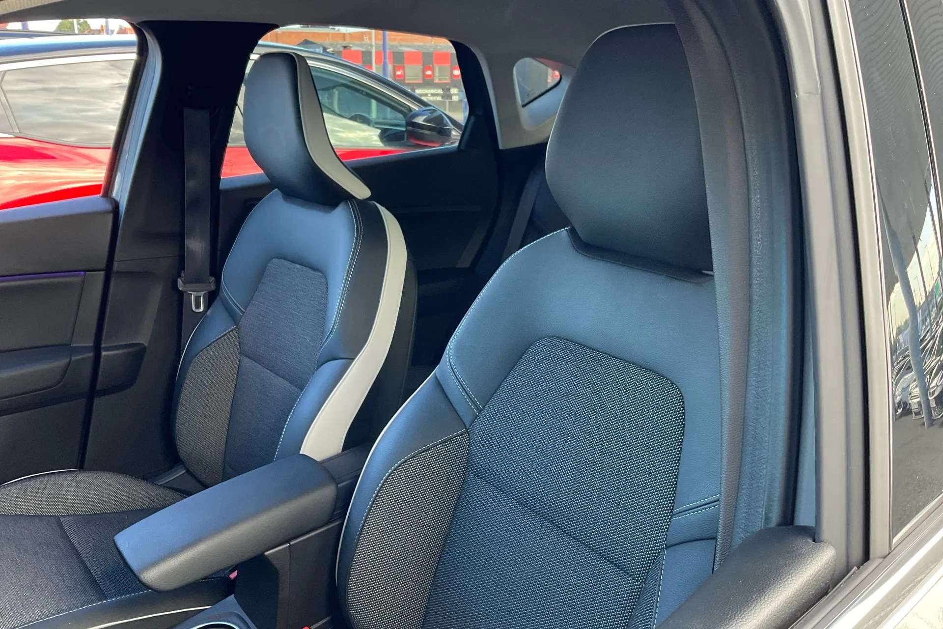2022 RENAULT CAPTUR 2022 RENAULT CAPTUR