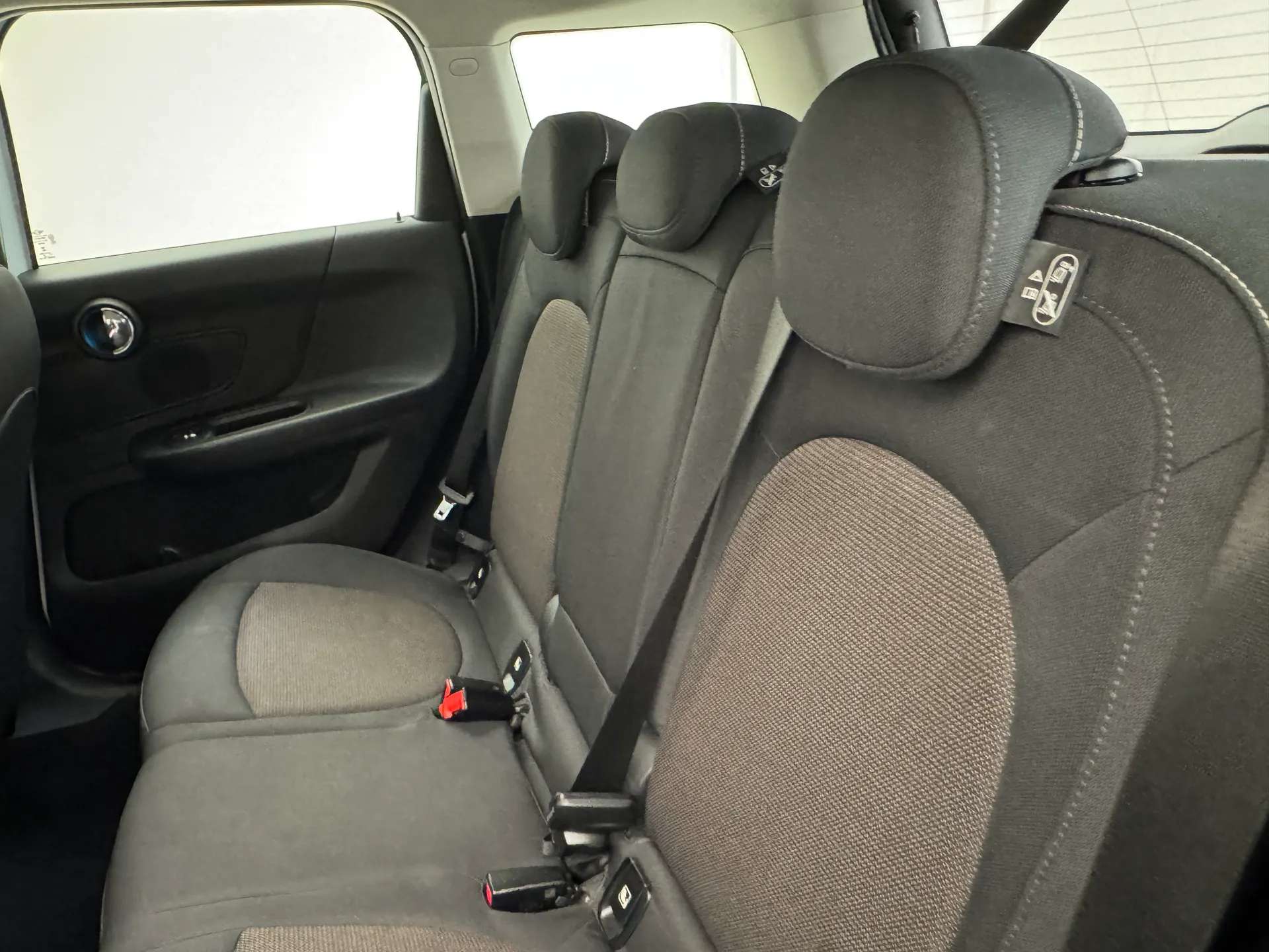 2018 MINI COUNTRYMAN 2018 MINI COUNTRYMAN