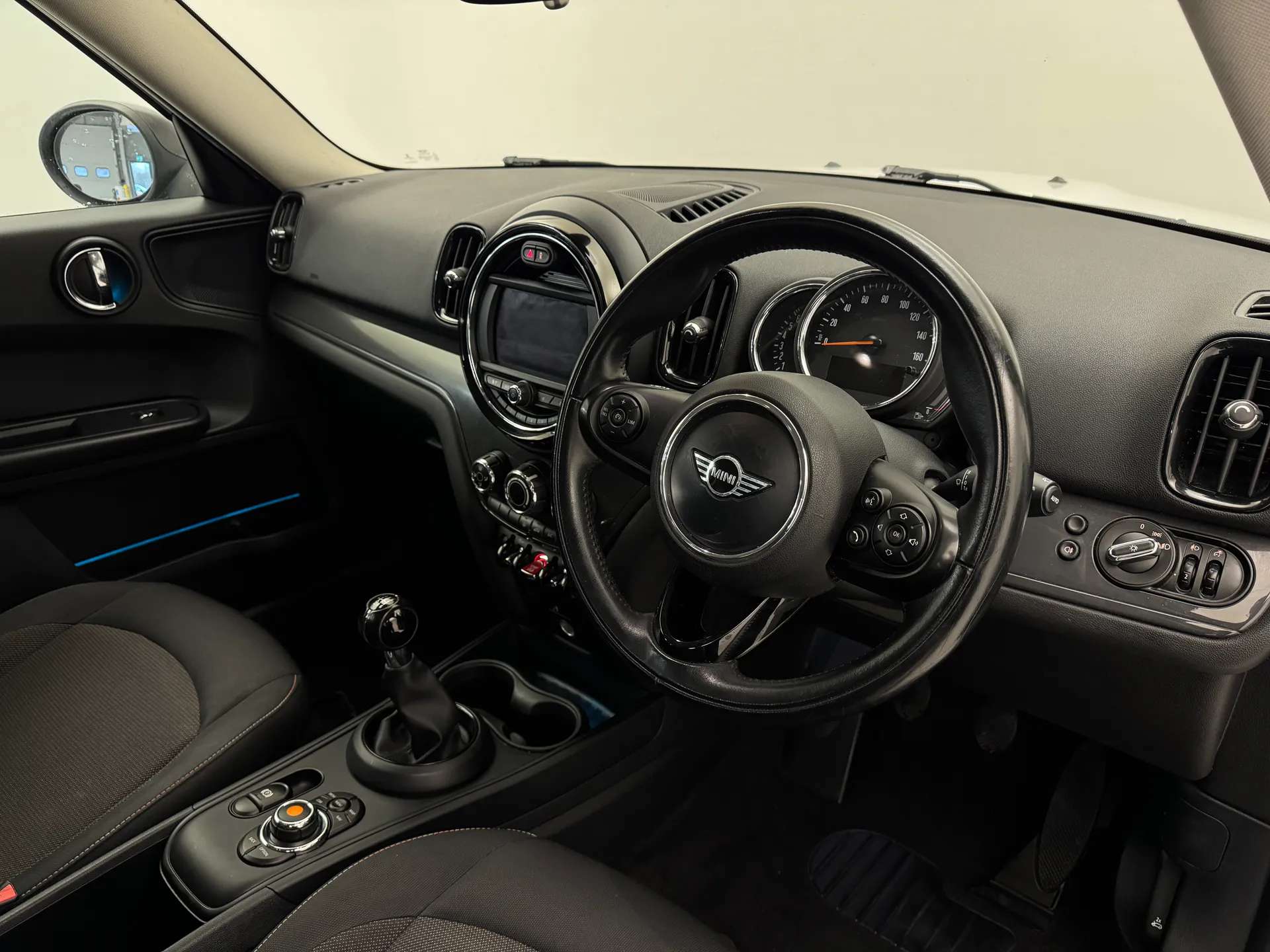 2018 MINI COUNTRYMAN 2018 MINI COUNTRYMAN