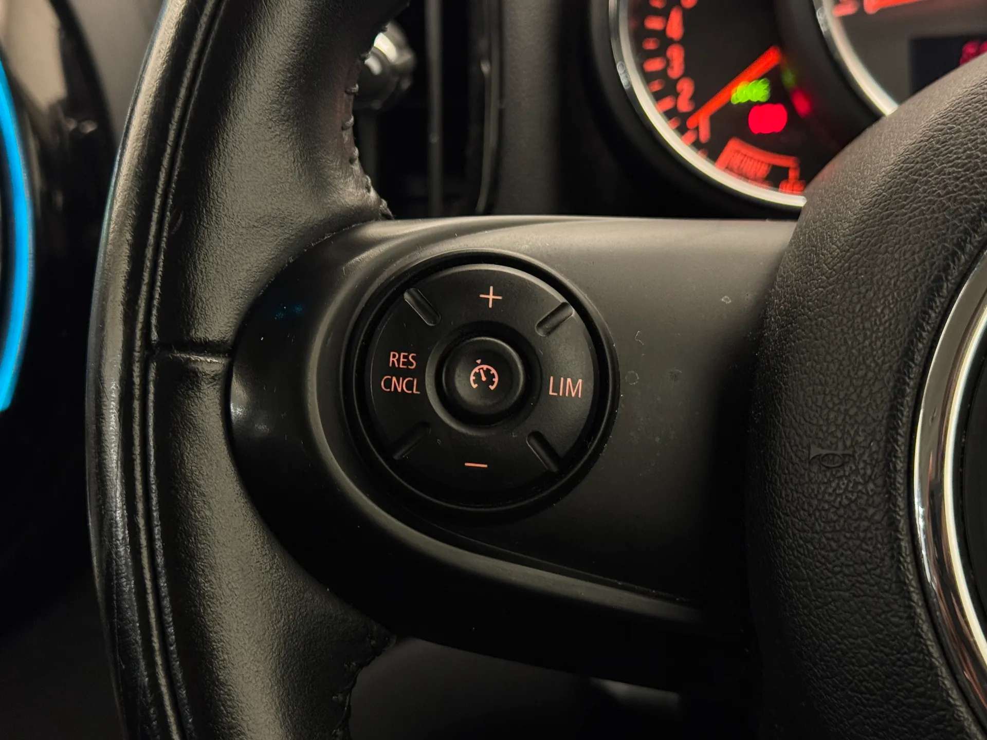 2018 MINI COUNTRYMAN 2018 MINI COUNTRYMAN