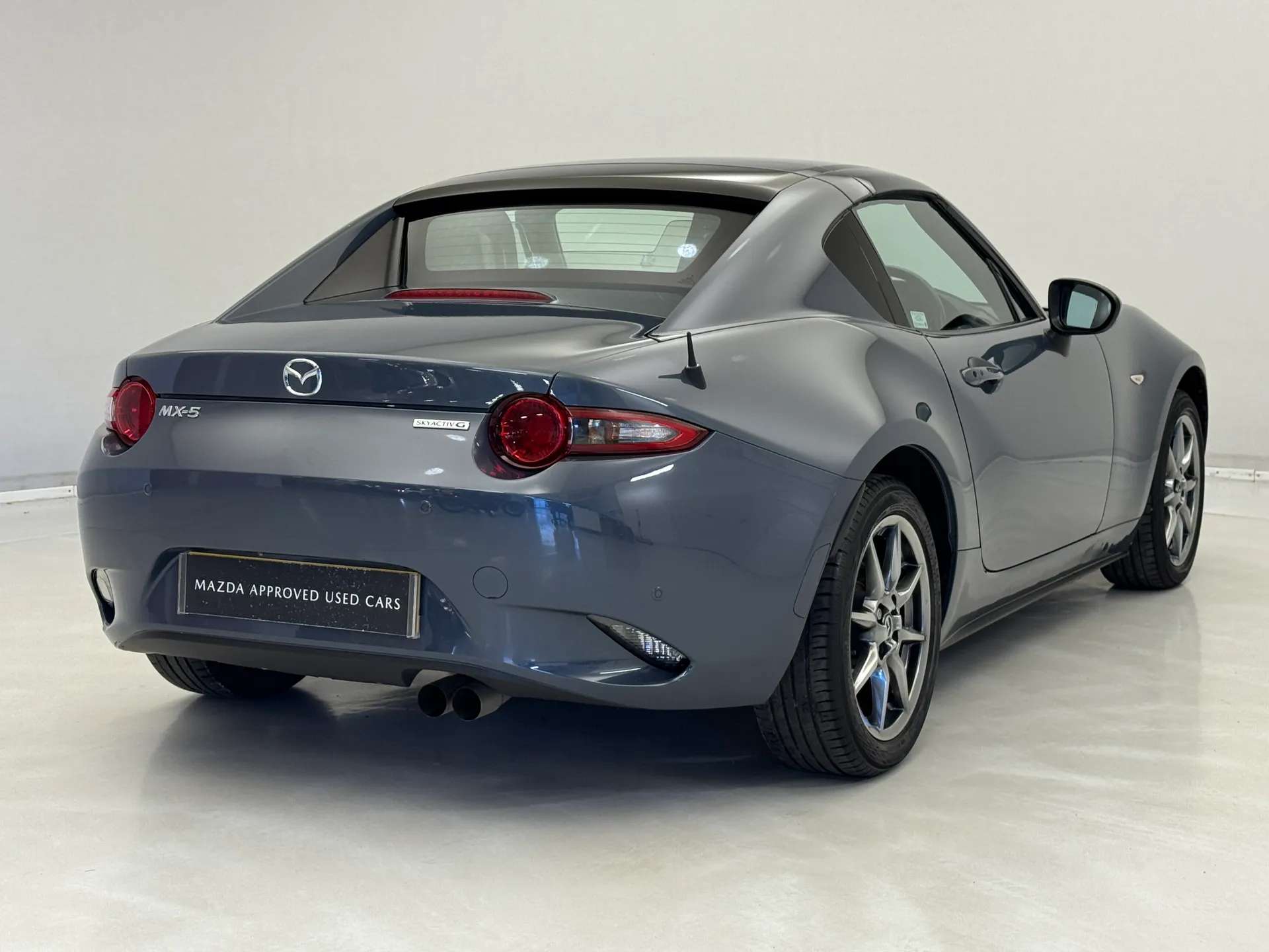 2021 MAZDA MX-5 2021 MAZDA MX-5
