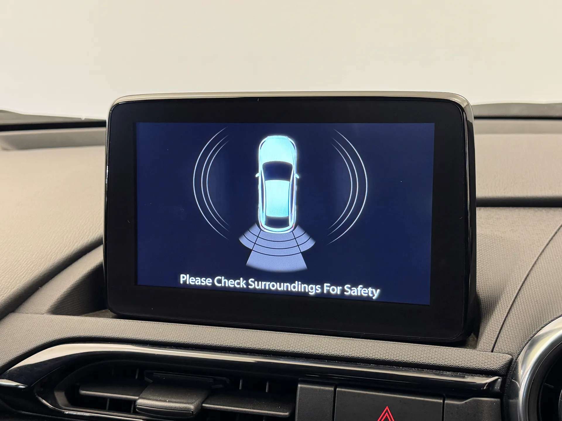 2021 MAZDA MX-5 2021 MAZDA MX-5