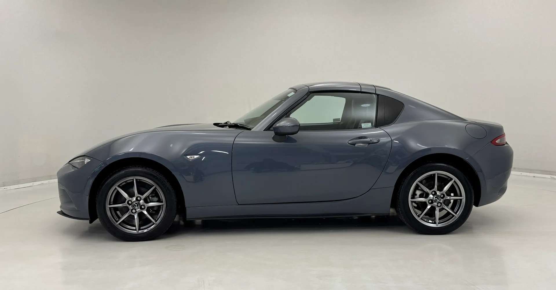 2021 MAZDA MX-5 2021 MAZDA MX-5